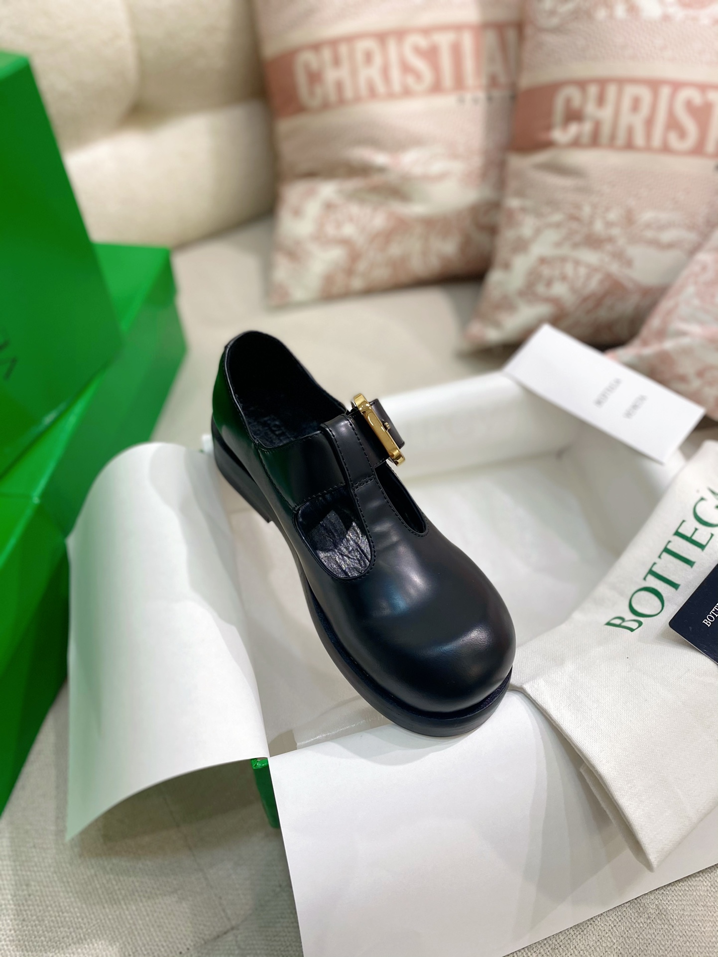 [TOP] Bottega Veneta BV Calfskin Thick Soled Flat Sole Single Shoes - 2 Colour