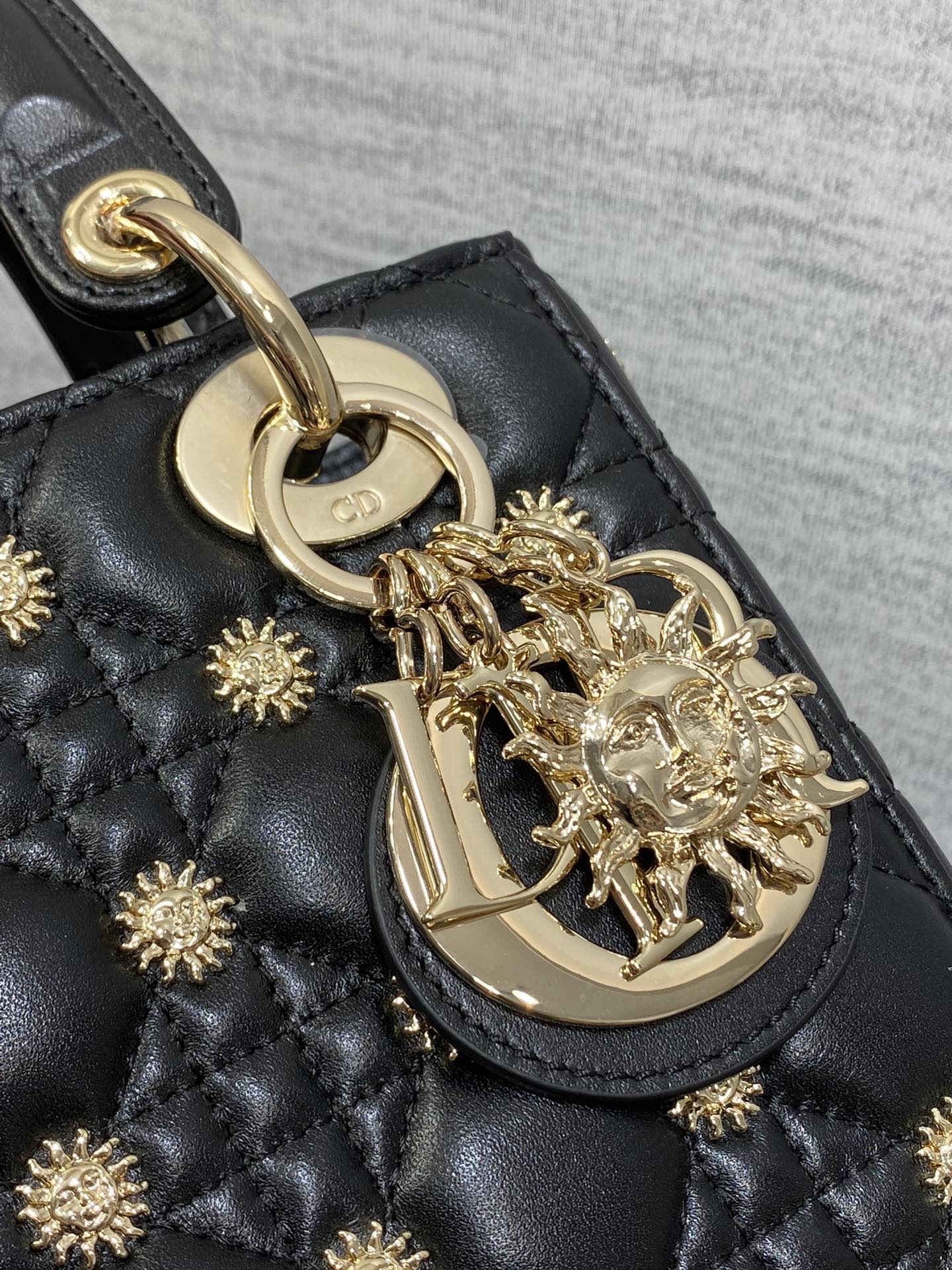 [TOP] Christian Dior Sun studded Lady Dior Bags 20cm - Black&GHW
