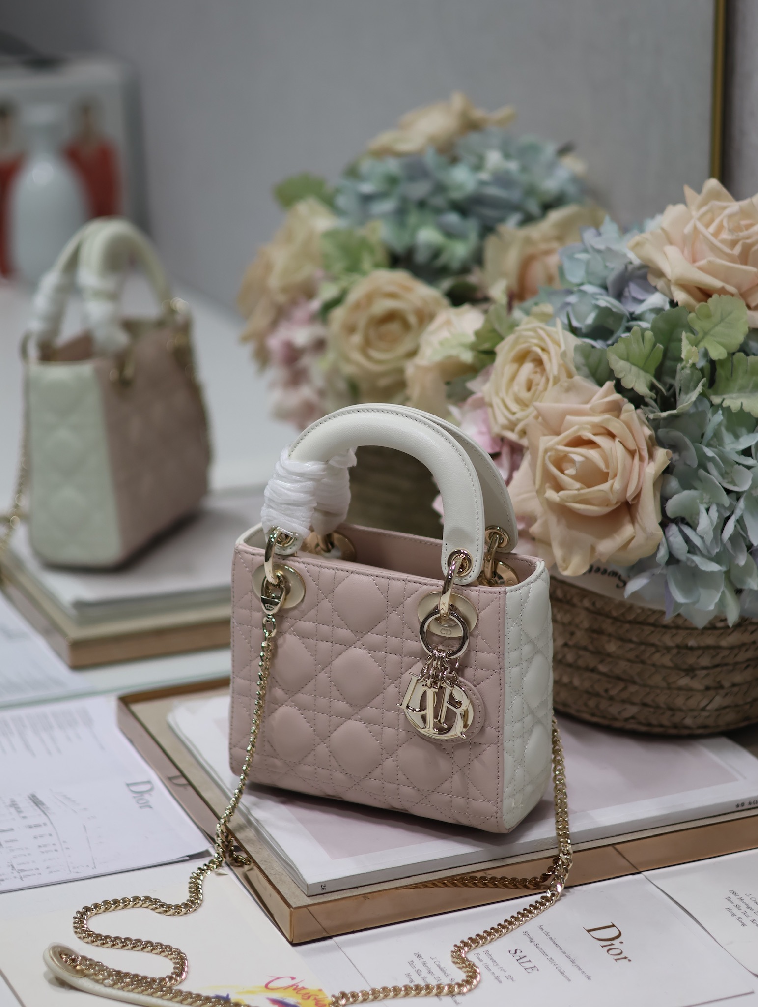 [TOP] Christian Dior Lambskin Lady Dior Bags - 3 Sizes&GHW - Pink Paired With White