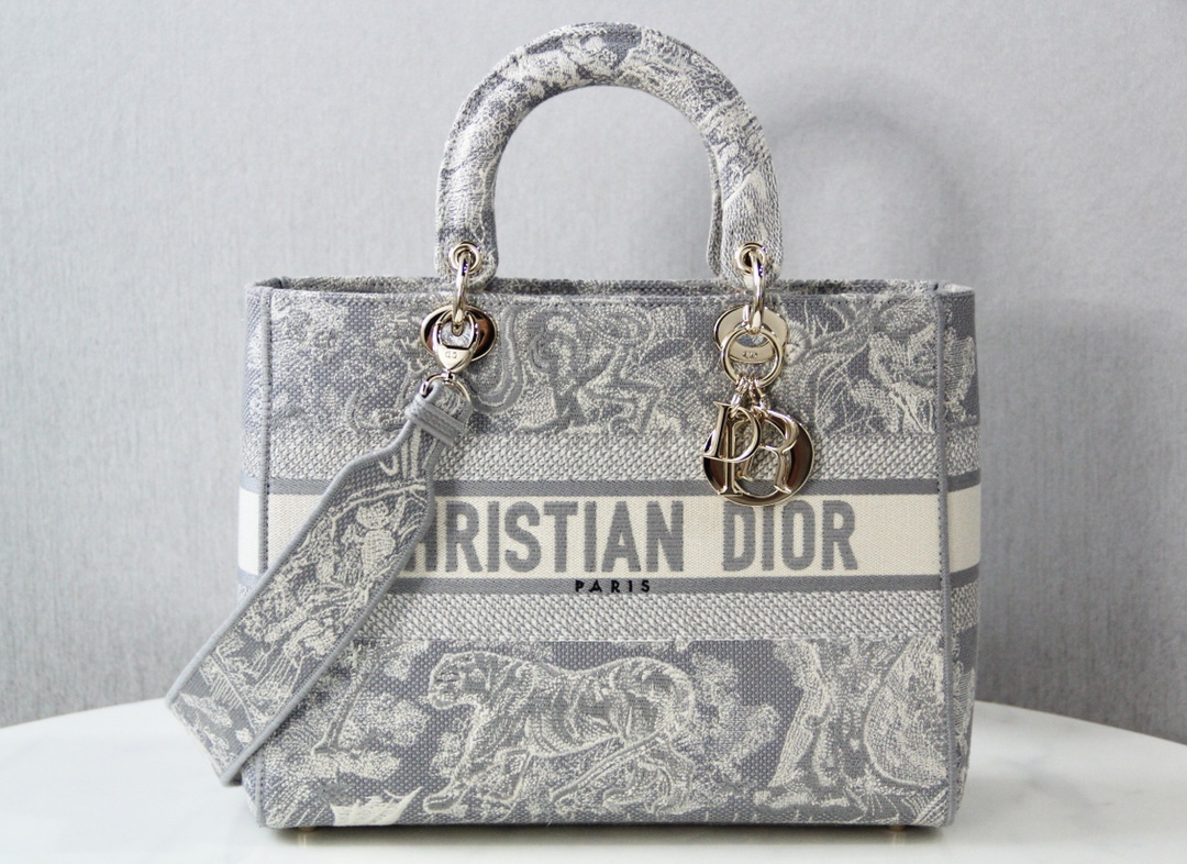 [TOP] Christian Dior Embroidered Lady D-Lite Handbag 32x25x11cm - 2 Colors - GHW