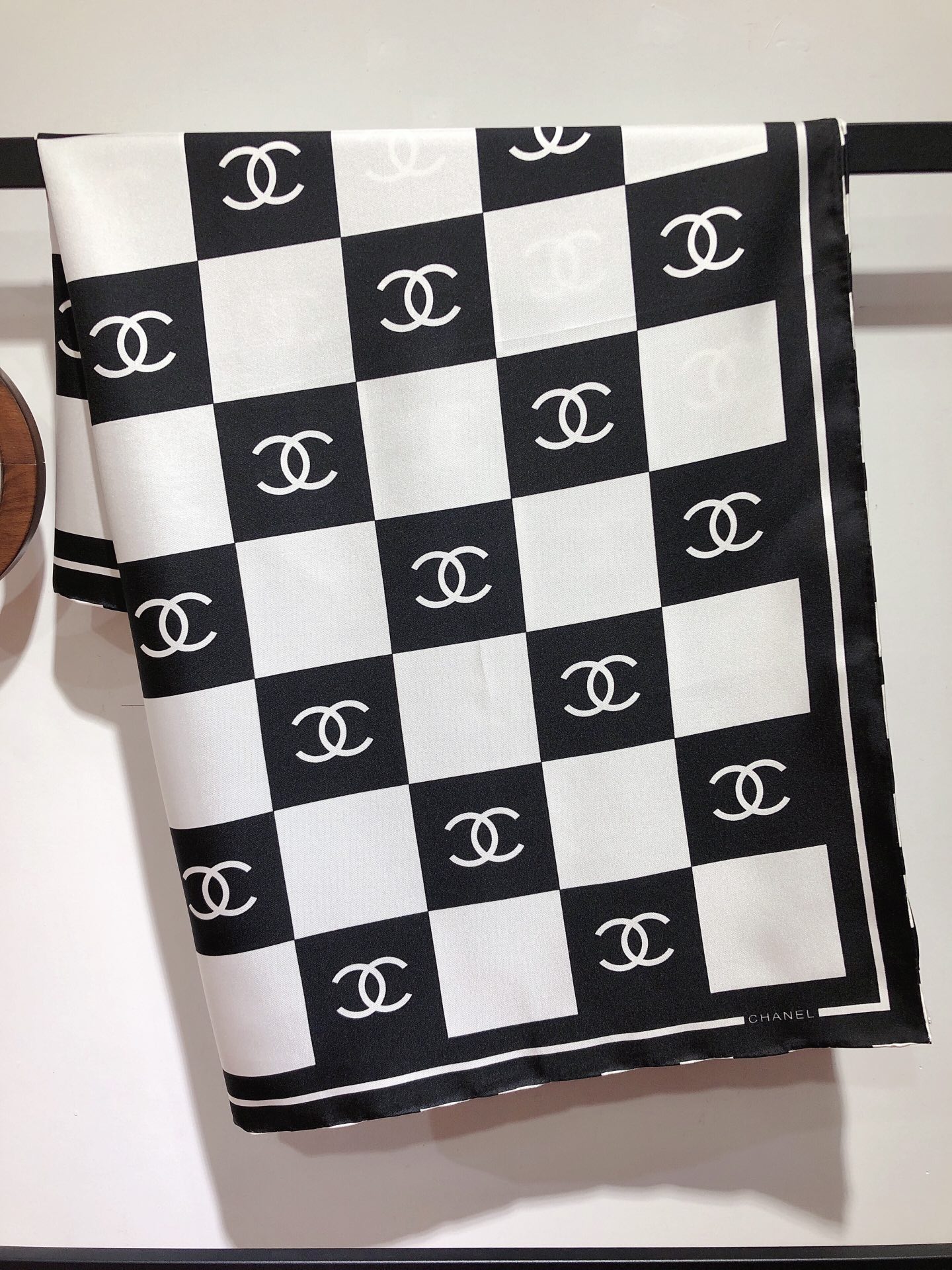 [TOP] CHANEL Checkerboard Silk Scarf 90 x 90 cm