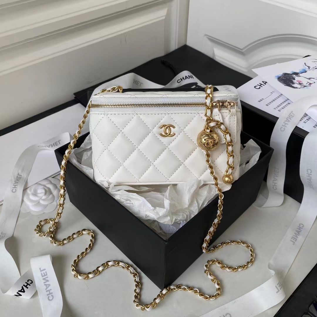 [TOP] CHANEL Vanity Case Top Bag with Gold Ball 17x9.5x8cm - White