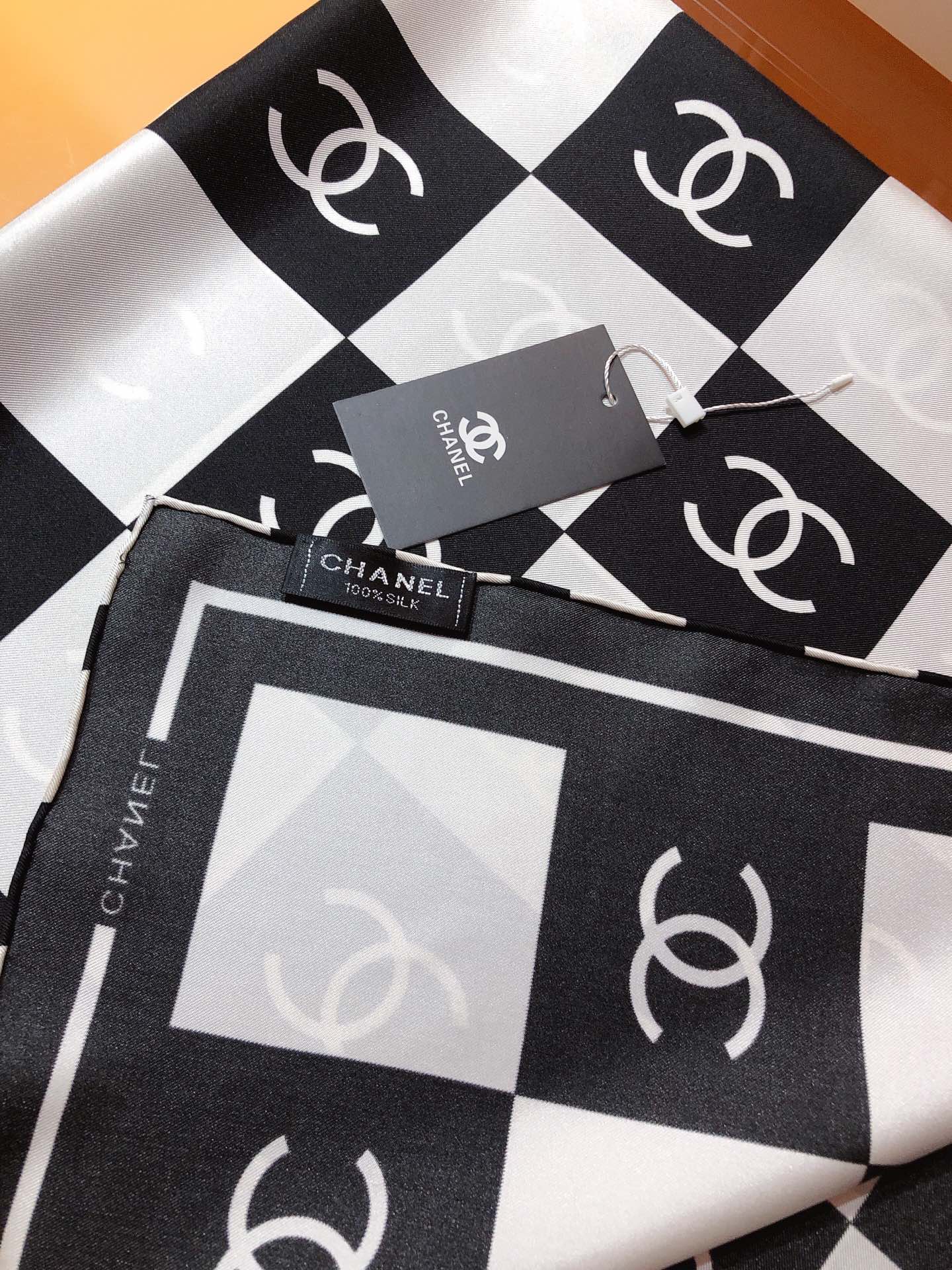 [TOP] CHANEL Checkerboard Silk Scarf 90 x 90 cm