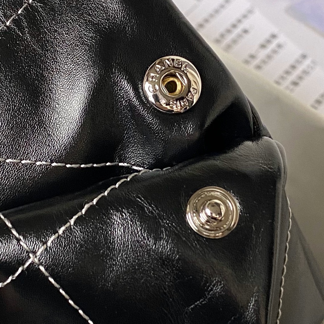 [TOP] CHANEL Gradient Shiny 22 Bags 35x37x7cm/39×42×8cm - Black Paired With Silver&SHW