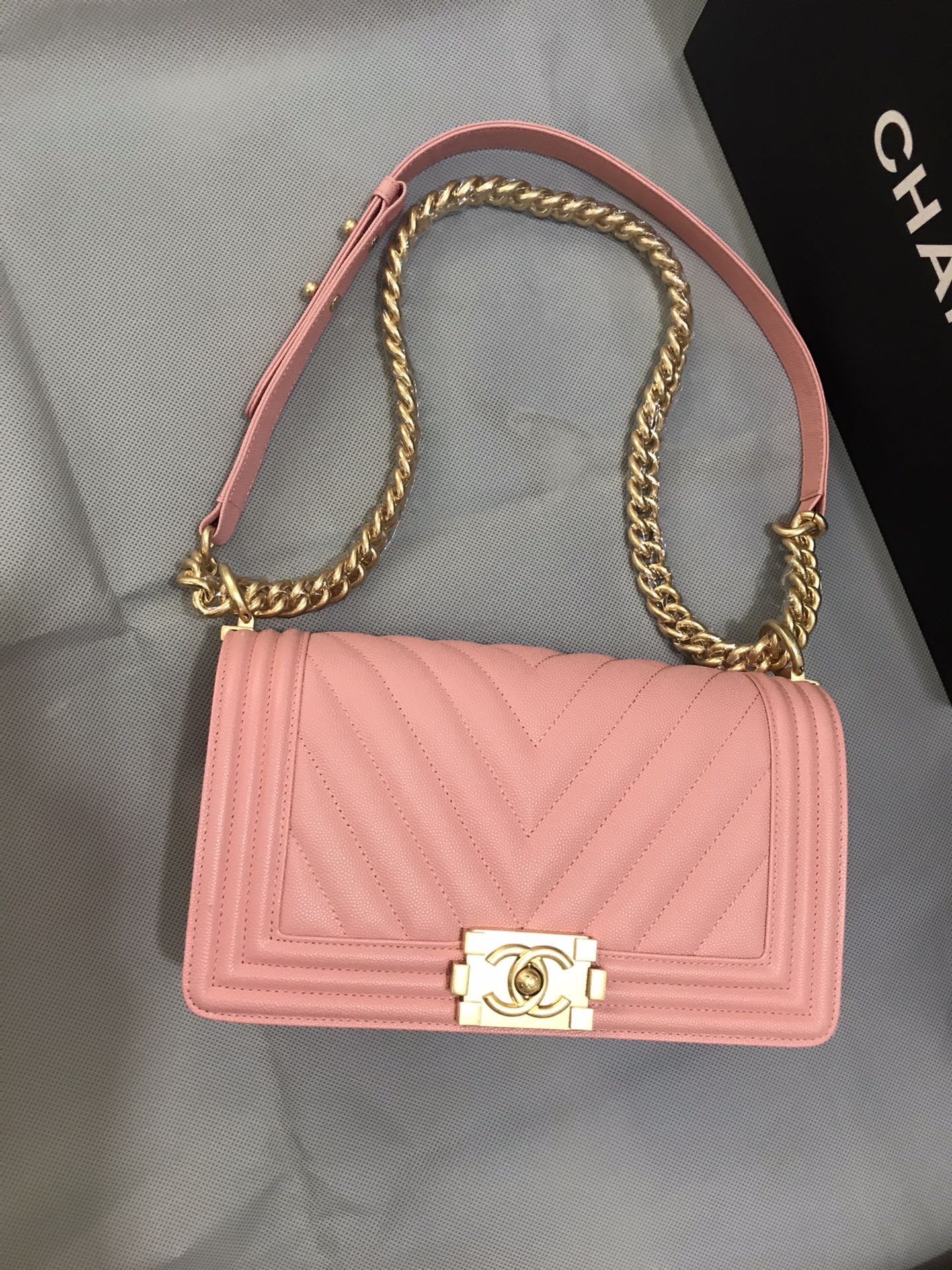 [TOP] CHANEL Fine Ball Shaped Caviar Le Boy Bags 20cm/25cm - Pink & GHW