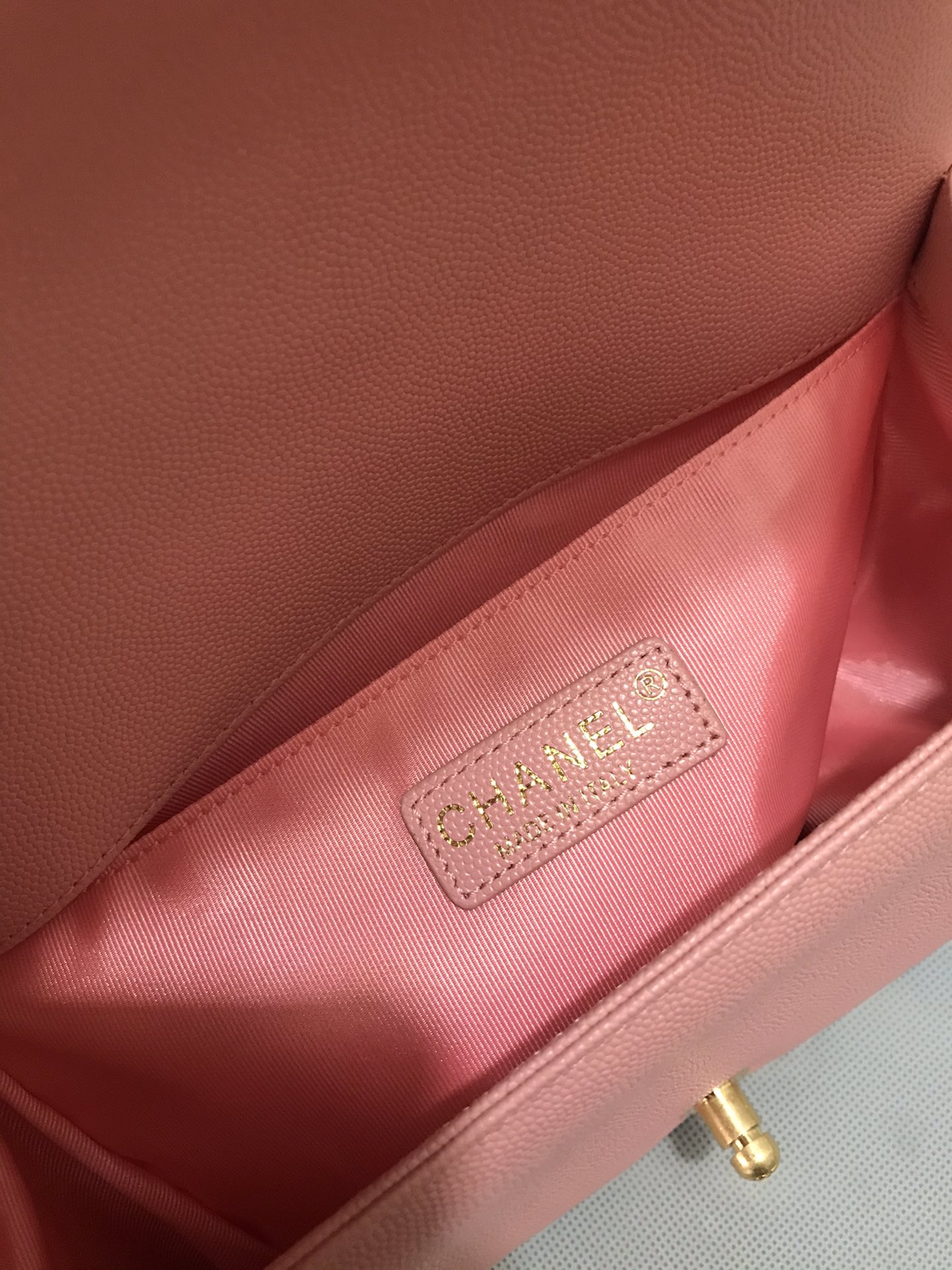 [TOP] CHANEL Fine Ball Shaped Caviar Le Boy Bags 20cm/25cm - Pink & GHW