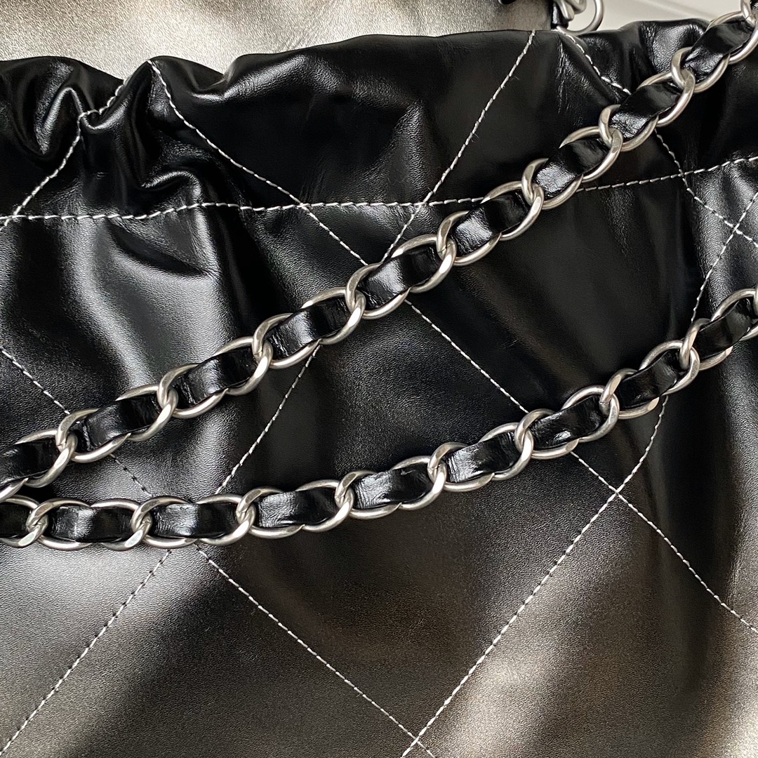 [TOP] CHANEL Gradient Shiny 22 Bags 35x37x7cm/39×42×8cm - Black Paired With Silver&SHW