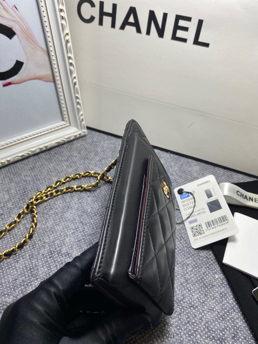 [TOP] CHANEL Lambskin Mobile Phone Bags 18.2*9*3cm - SHW&GHW - Black