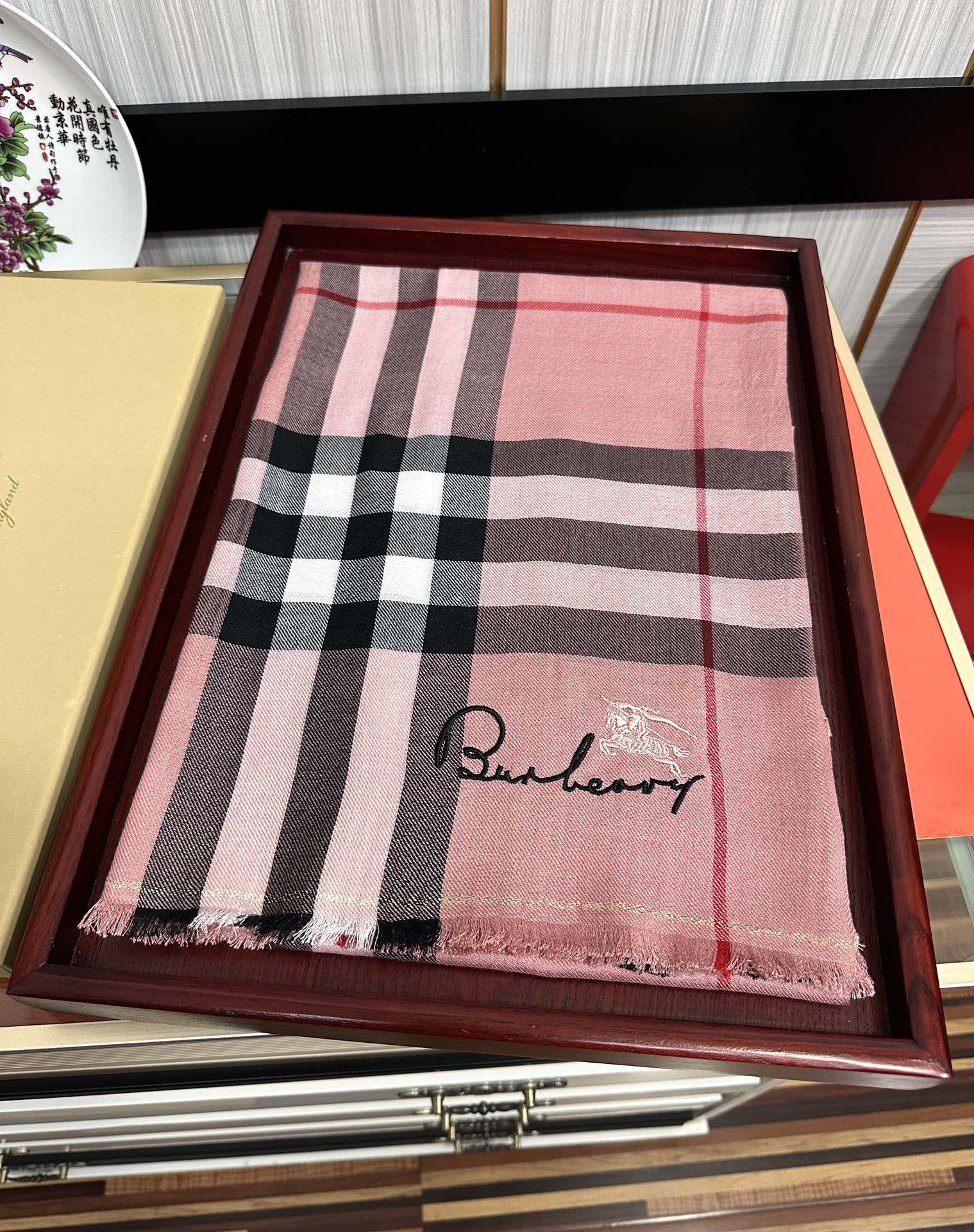 [TOP] BURBERRY Plaid Scarf 70x200 cm - 2 Color
