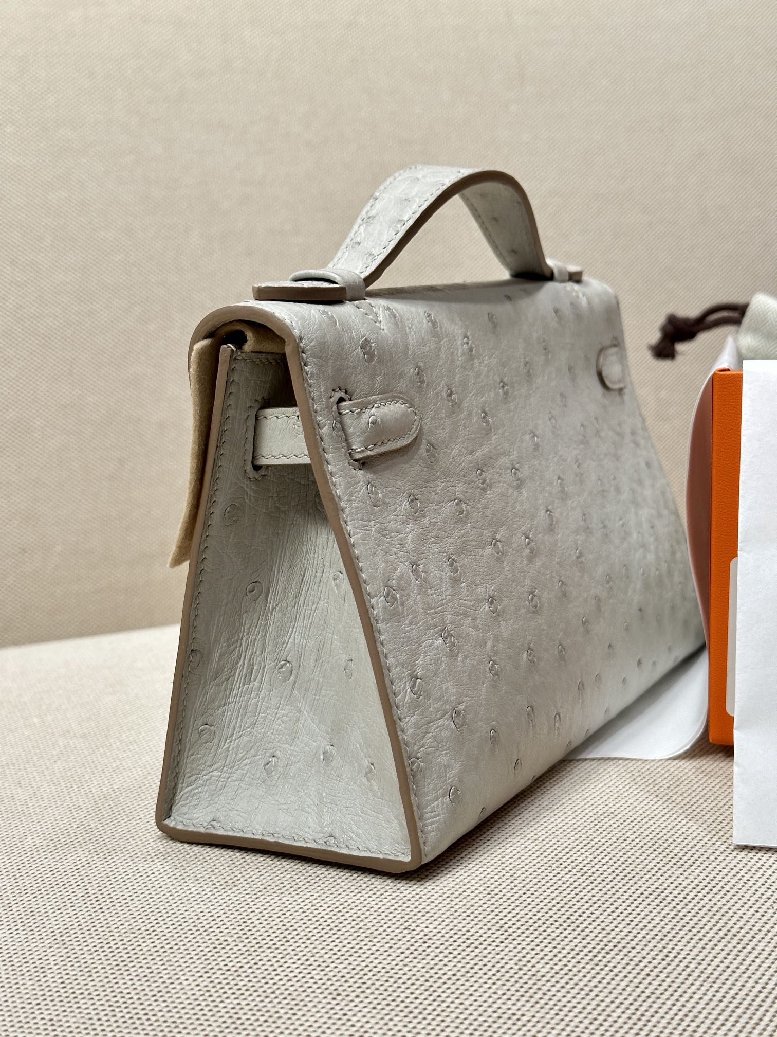 [TOP] HERMES Ostrich Skin Mini Kelly Bags - Gris Perle - GHW