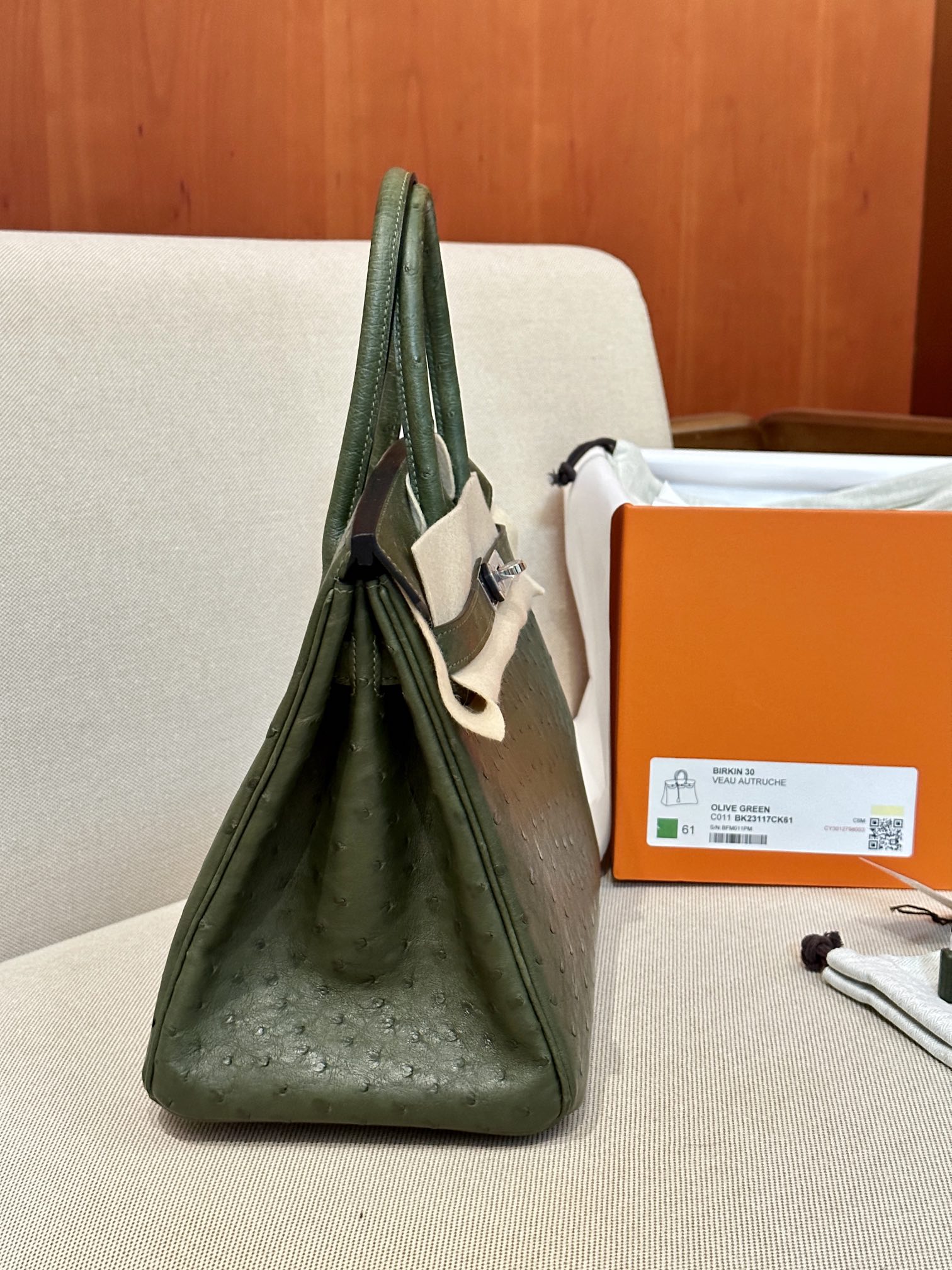 [TOP] HERMES Ostrich Skin Birkin Bags 30cm - Olive Green & SHW