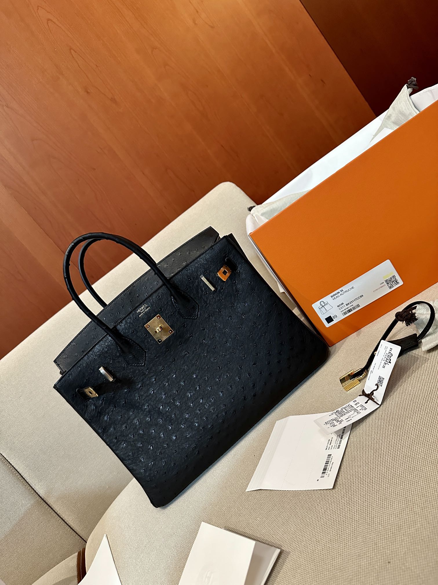 [TOP] HERMES Ostrich Skin Birkin Bags 35cm - Black&GHW