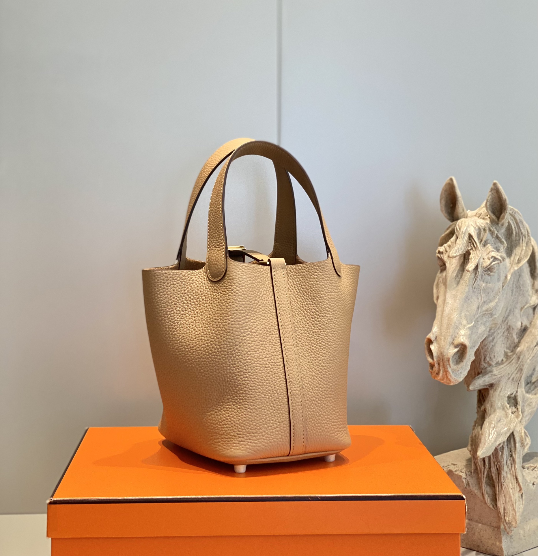 [TOP] HERMES Calfskin Picotin Lock Bags 18cm/22cm - 2 Sizes - Chai&GHW