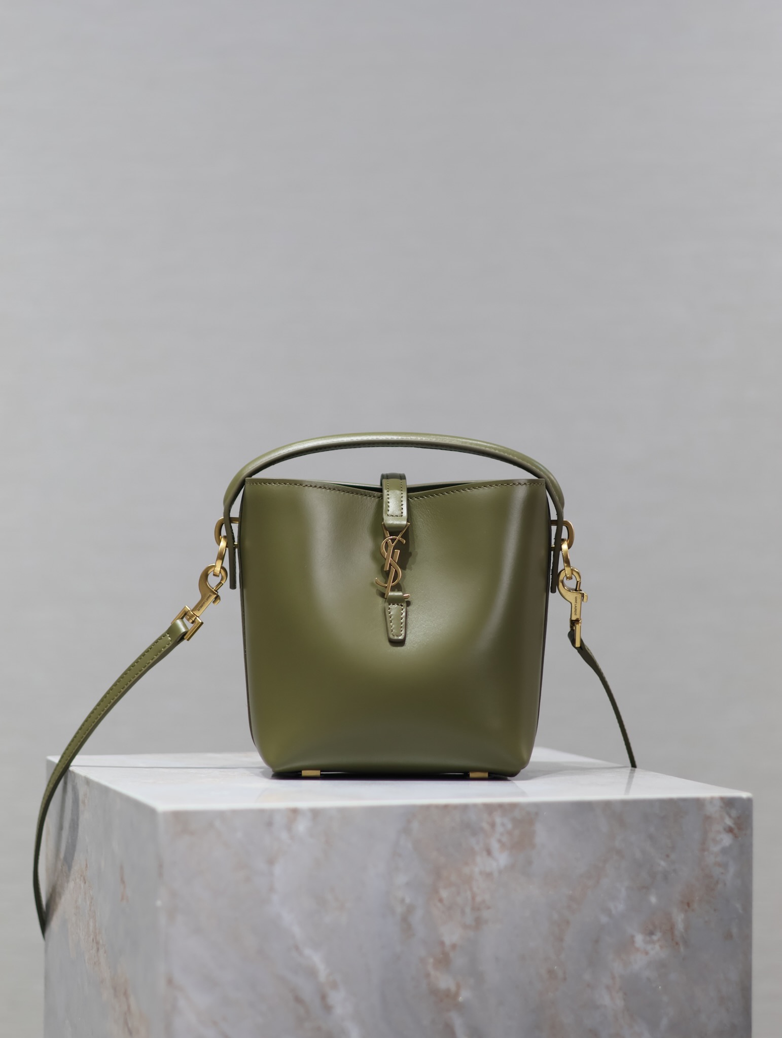 [TOP] Yves Saint Laurent YSL Smooth Calfskin Le 5A7  Bags - 2 Sizes - Military Green&GHW