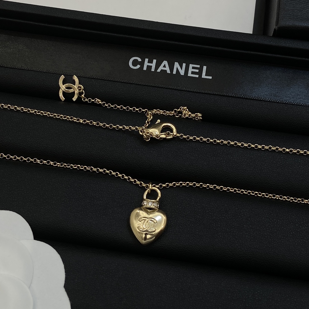 [TOP] CHANEL Necklace - Gold
