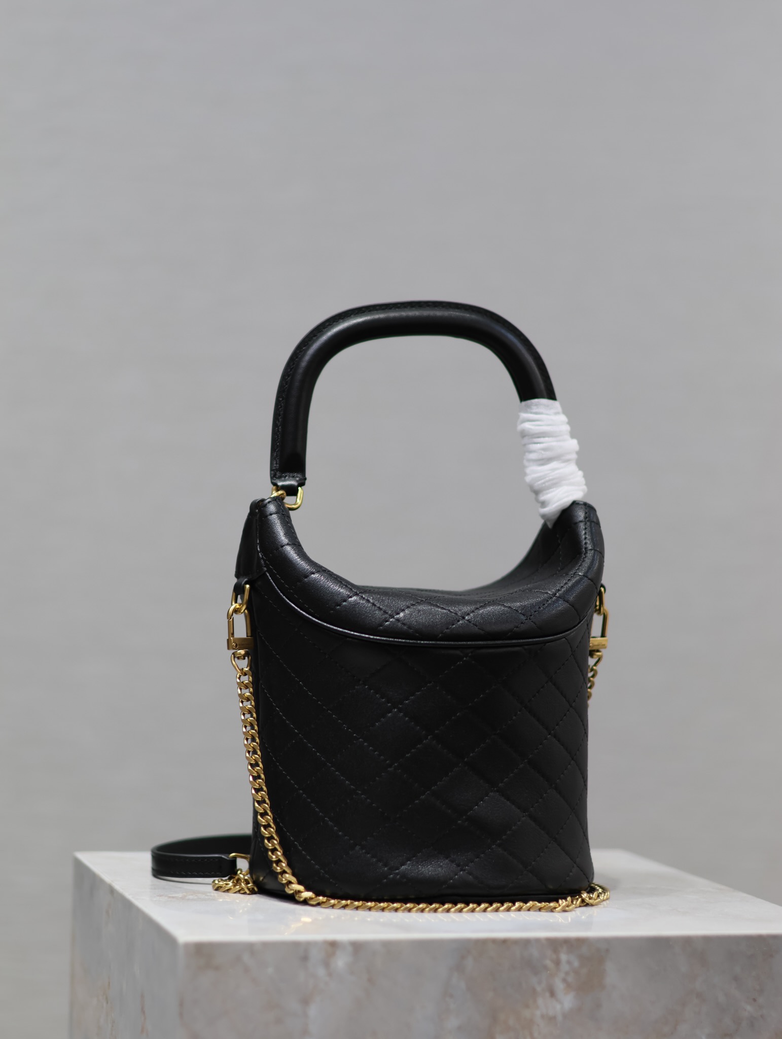 [TOP] Yves Saint Laurent YSL Gaby Flip Bucket Bags 19x17x15cm - Black&GWH