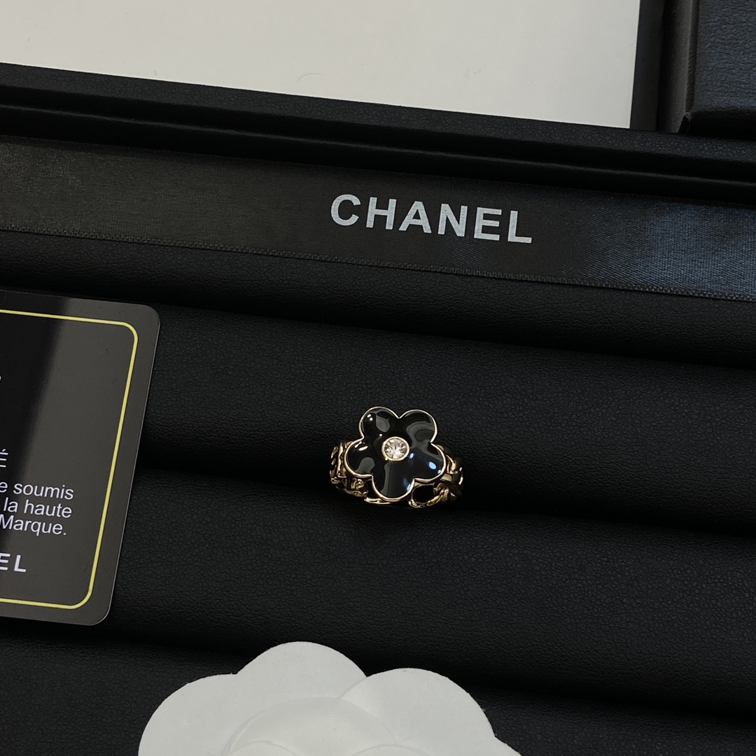 [TOP] CHANEL Flower Ring - Gold