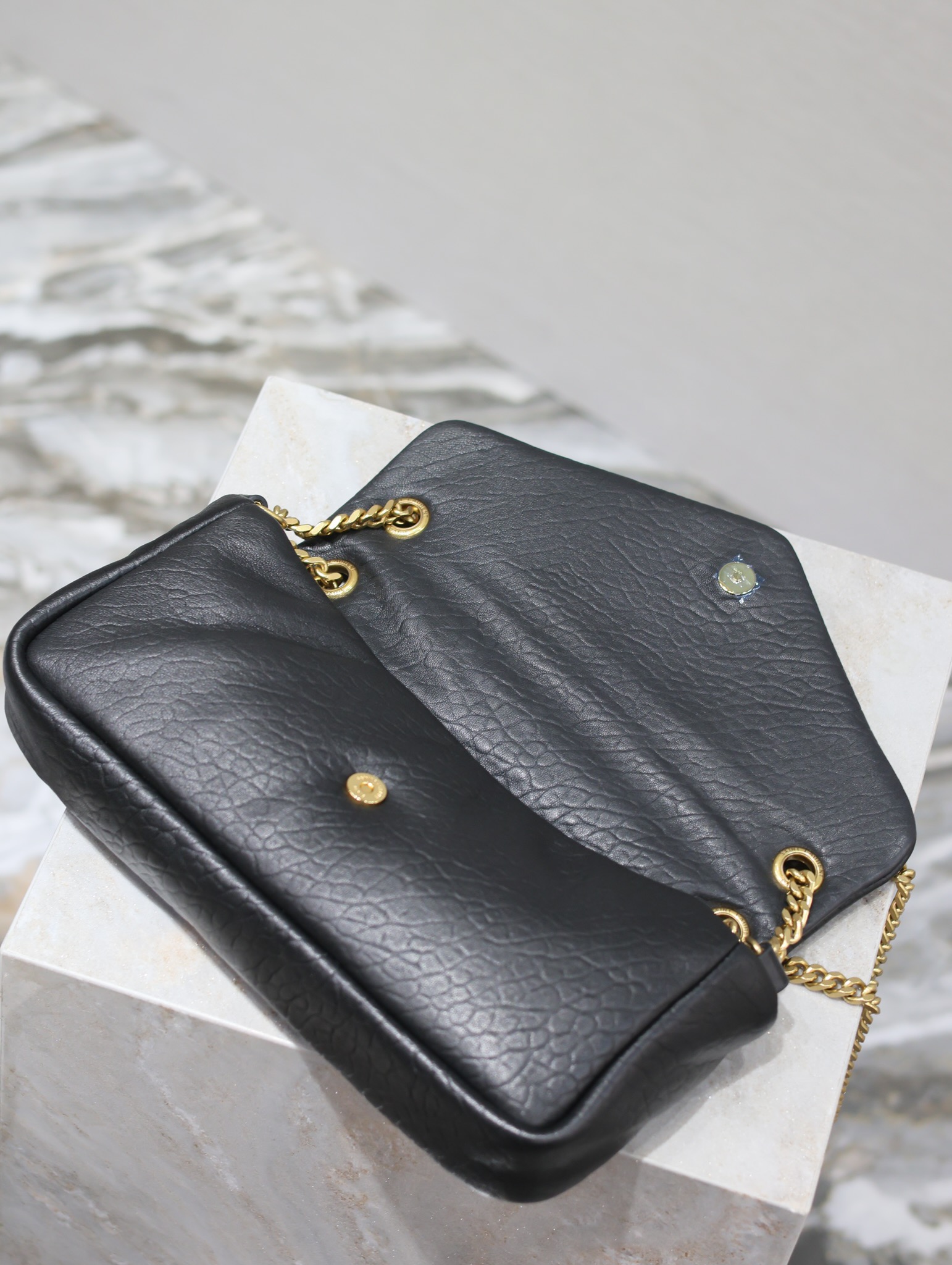 [TOP] Yves Saint Laurent YSL Lambskin Chain Bags 26×14×7cm - Black&GHW