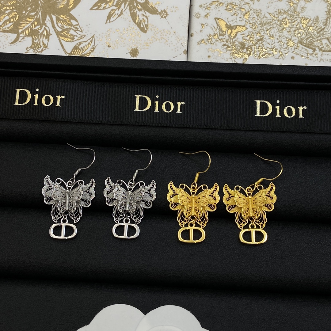 [TOP] Christian Dior Butterfly Earrings - 2 Color
