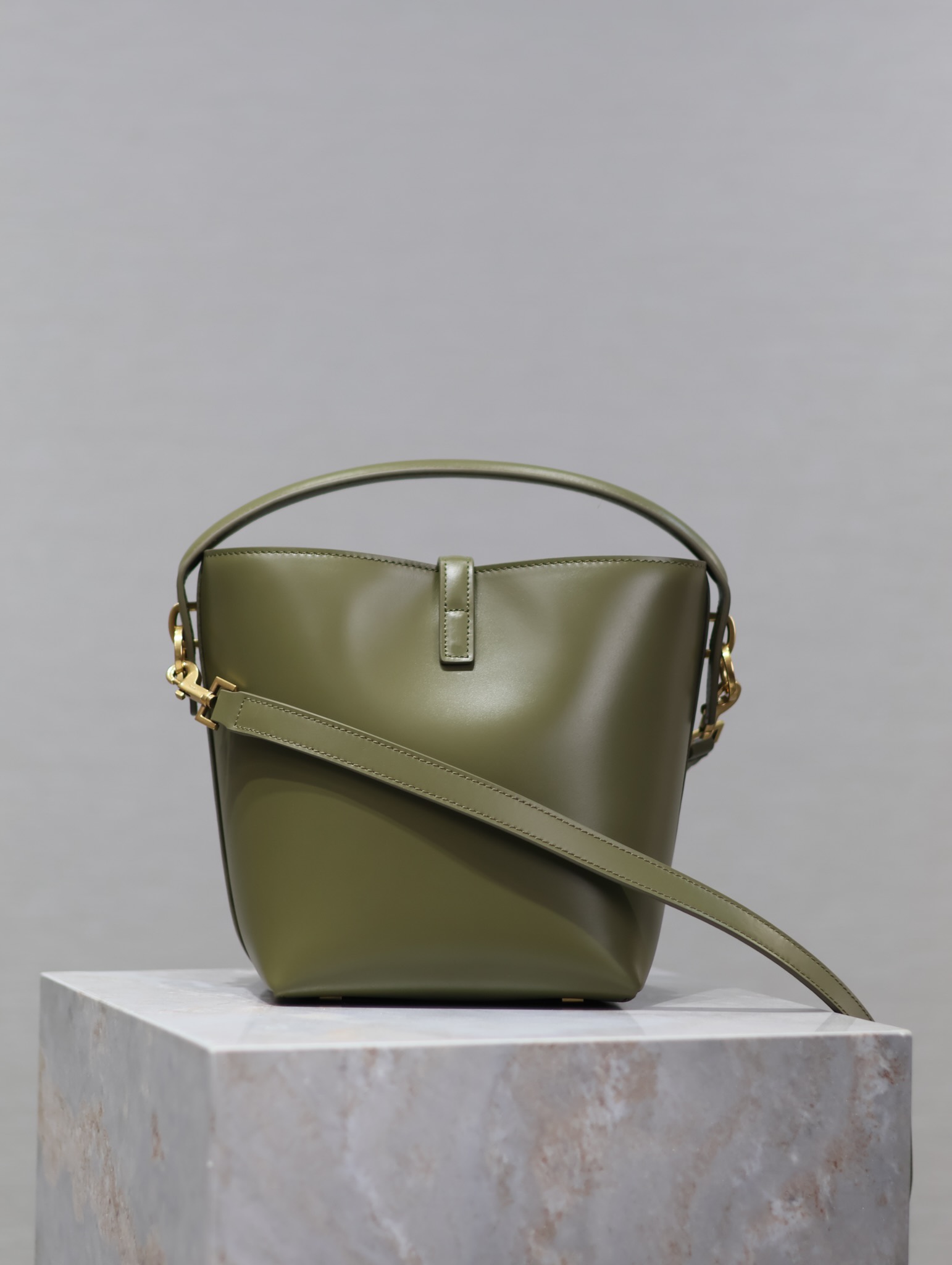 [TOP] Yves Saint Laurent YSL Smooth Calfskin Le 5A7  Bags - 2 Sizes - Military Green&GHW