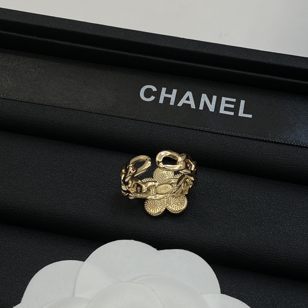 [TOP] CHANEL Flower Ring - Gold