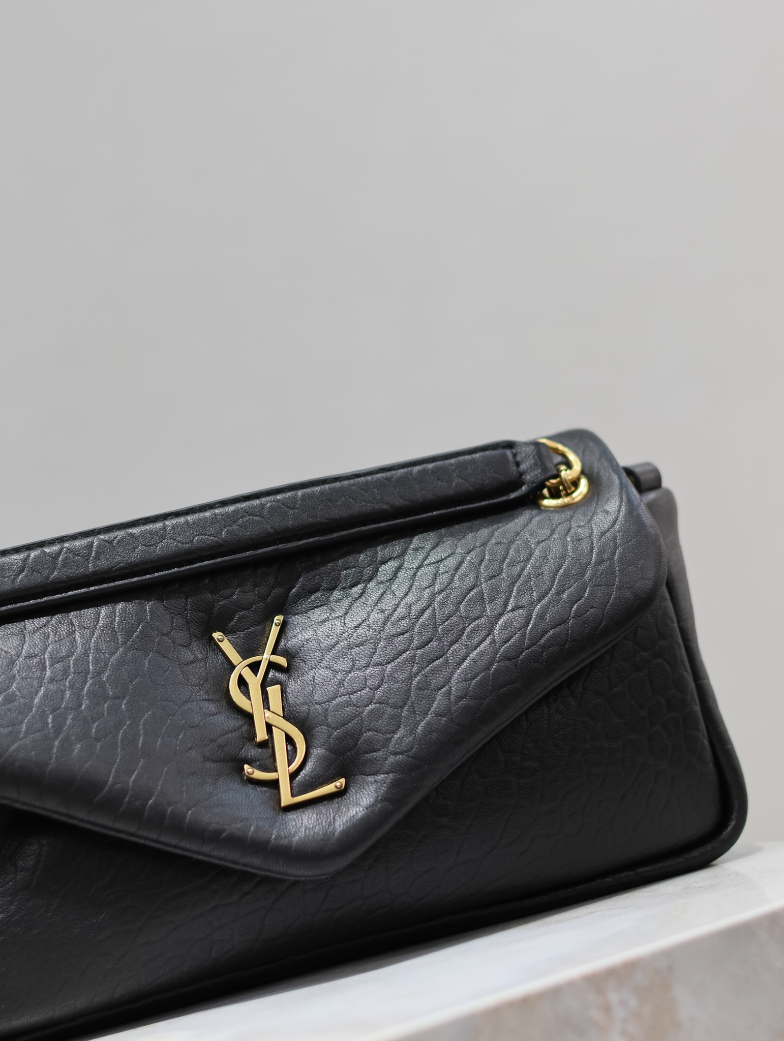 [TOP] Yves Saint Laurent YSL Lambskin Chain Bags 26×14×7cm - Black&GHW