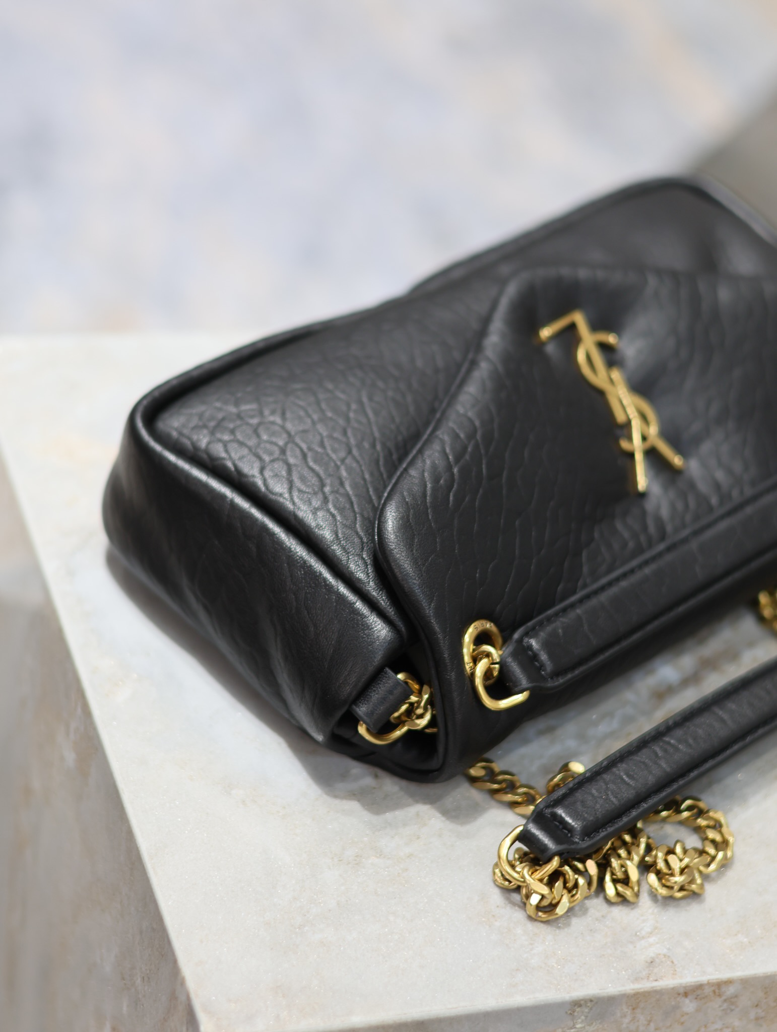 [TOP] Yves Saint Laurent YSL Lambskin Chain Bags 26×14×7cm - Black&GHW