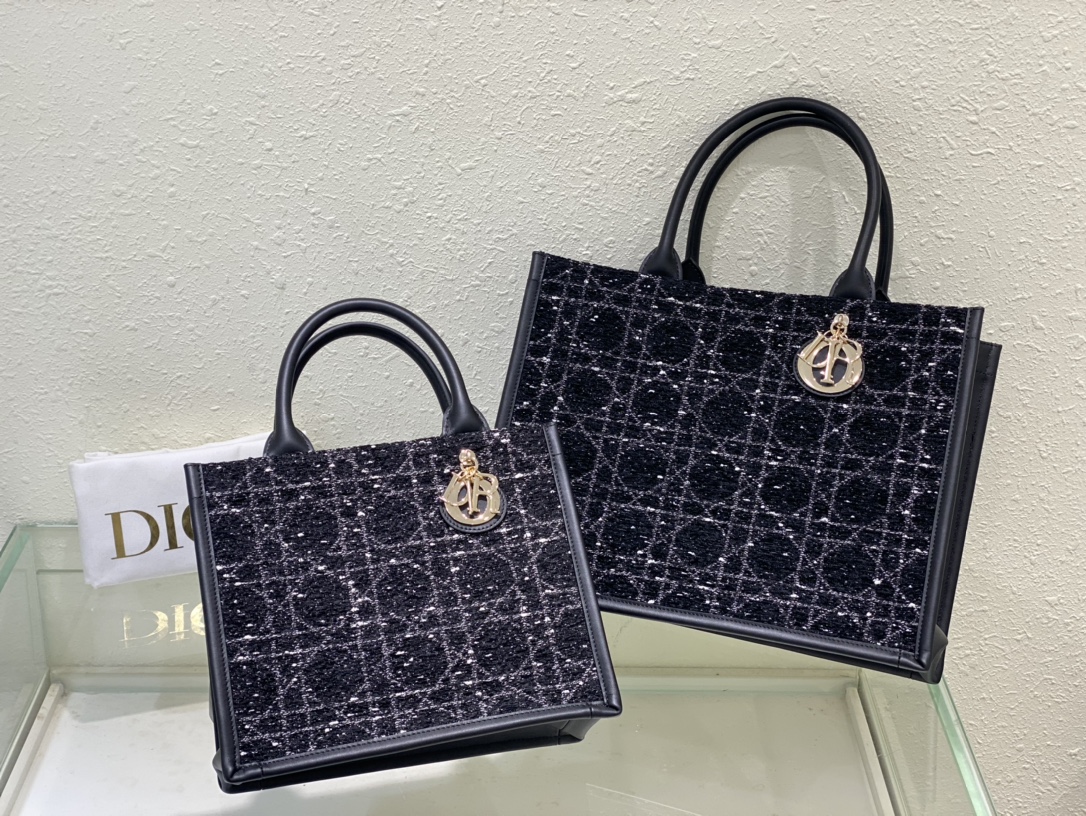 [TOP] Christian Dior Coarse Tweed Embroidery Tote Bags 26.5cm/36.5cm - 2 Sizes