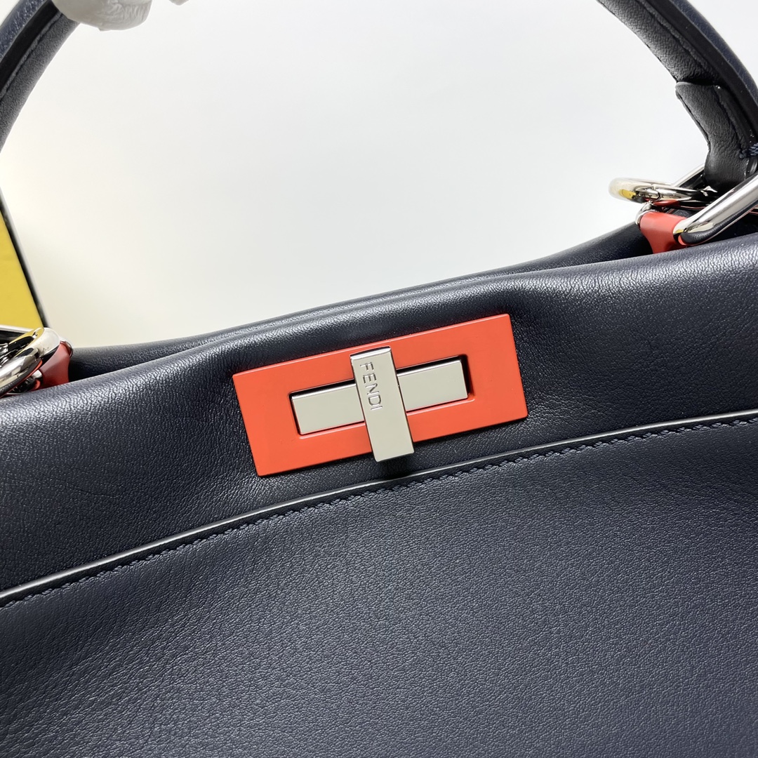 [TOP] FENDI Calfskin Peekaboo ISeeU Medium 33x26x12cm - SHW