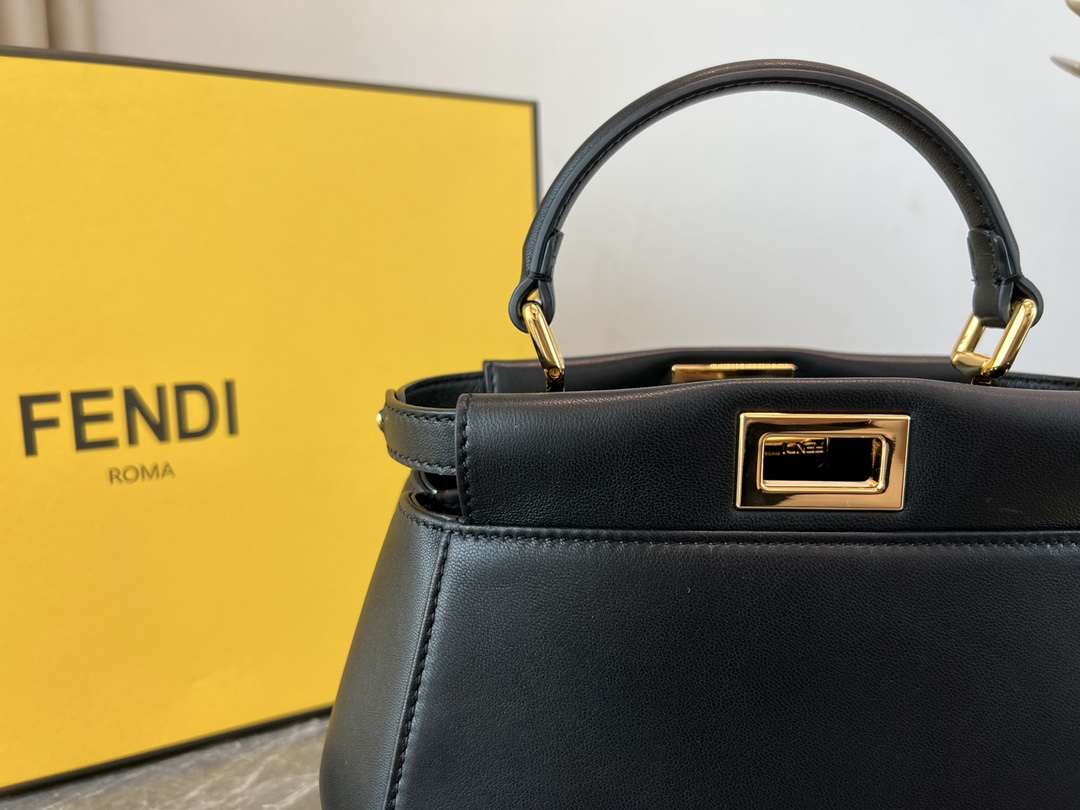 [TOP] FENDI Lambskin Iconic Mini Peekaboo Bag 23cm - Black&GHW