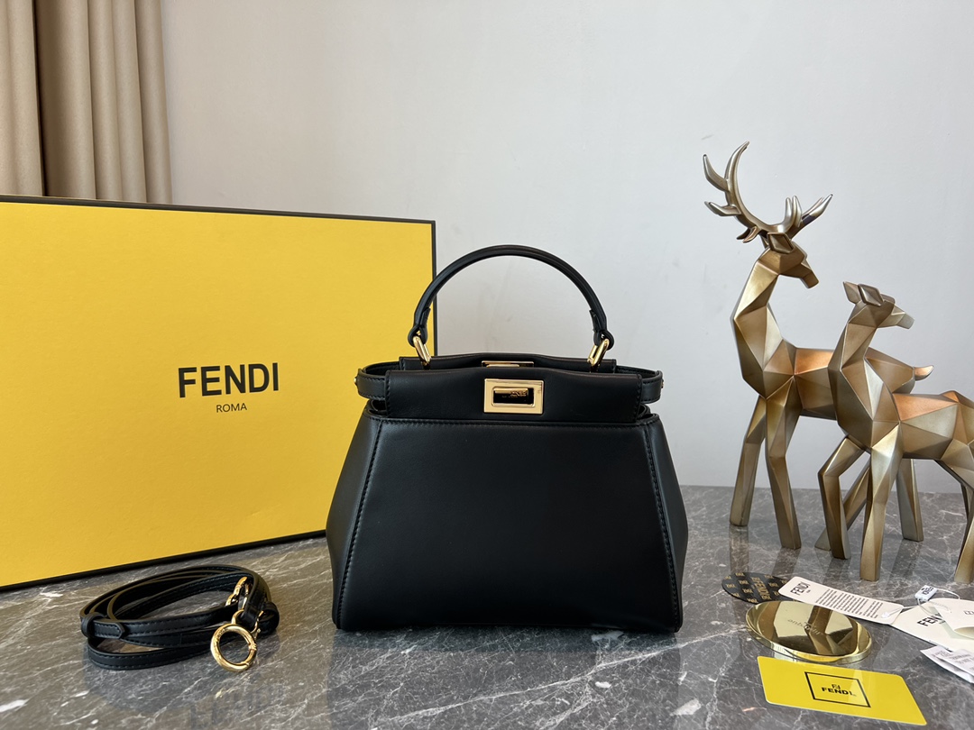 [TOP] FENDI Lambskin Iconic Mini Peekaboo Bag 23cm - Black&GHW