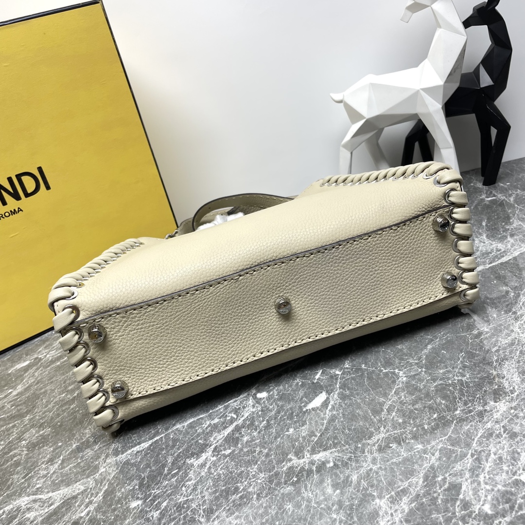 [TOP] FENDI Calfskin Peekaboo ISeeU Medium 33-12-16cm - SHW