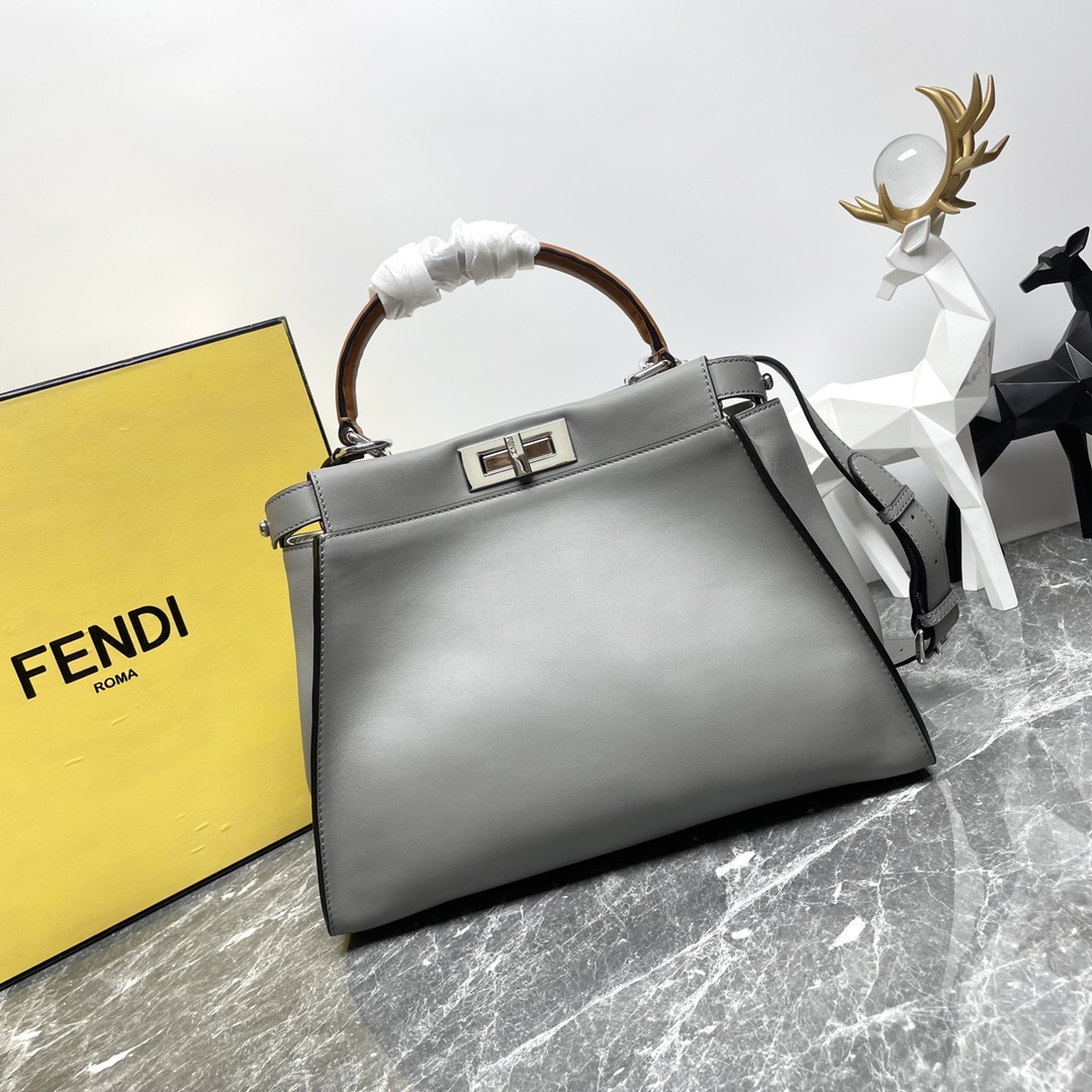 [TOP] FENDI Calfskin Peekaboo ISeeU Medium 33x26x12cm - SHW