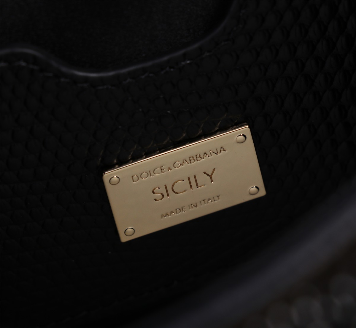 [TOP] Dolce & Gabbana D&G Rhinestone Calfskin Sicily Bags 14cm/18cm/20cm - Black - 3 Sizes