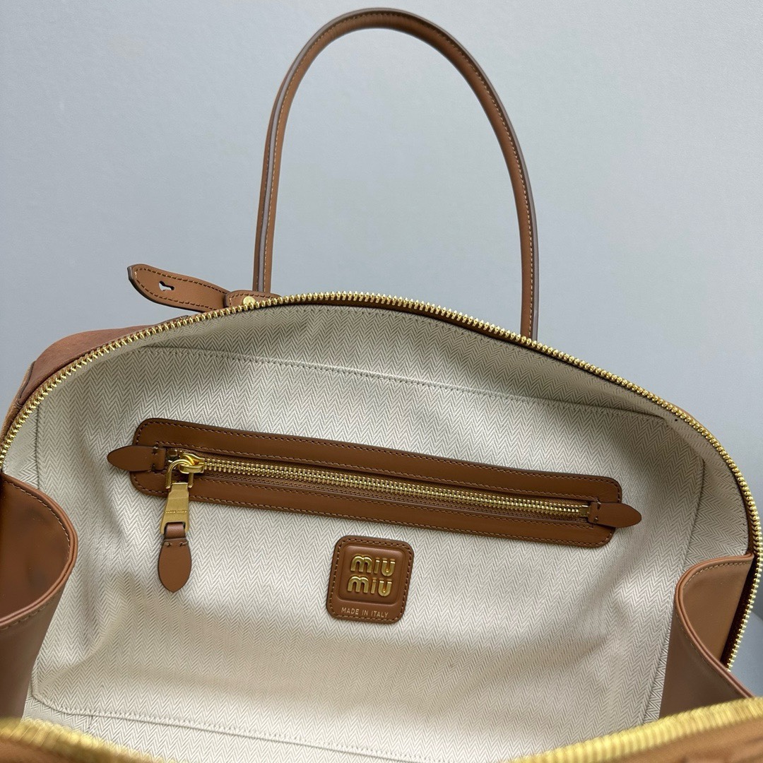 [TOP] Miu Miu 24ss Spliced ​​Skin Briefcase/Travel Handbag 34x11x44cm - Brown