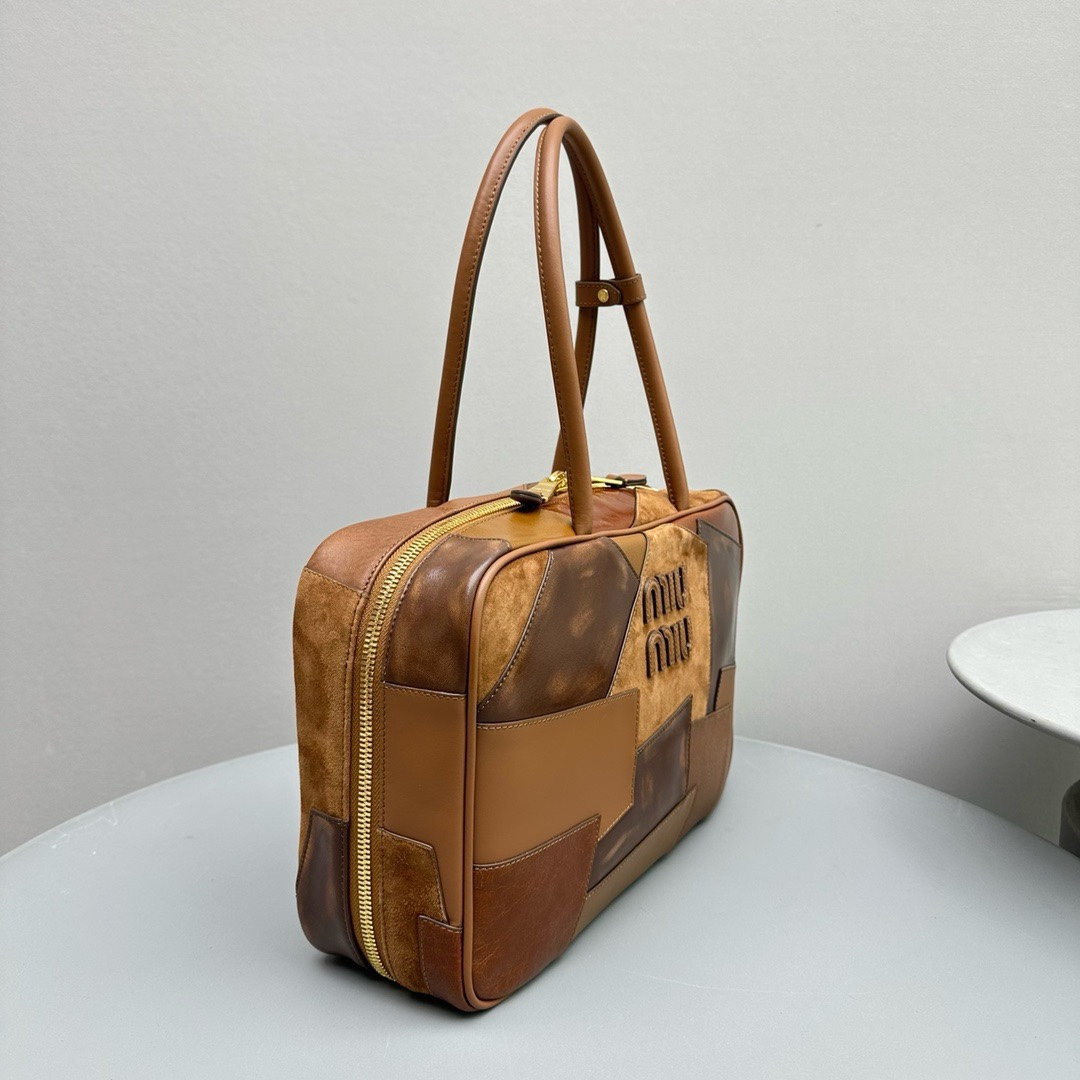 [TOP] Miu Miu 24ss Spliced ​​Skin Briefcase/Travel Handbag 34x11x44cm - Brown