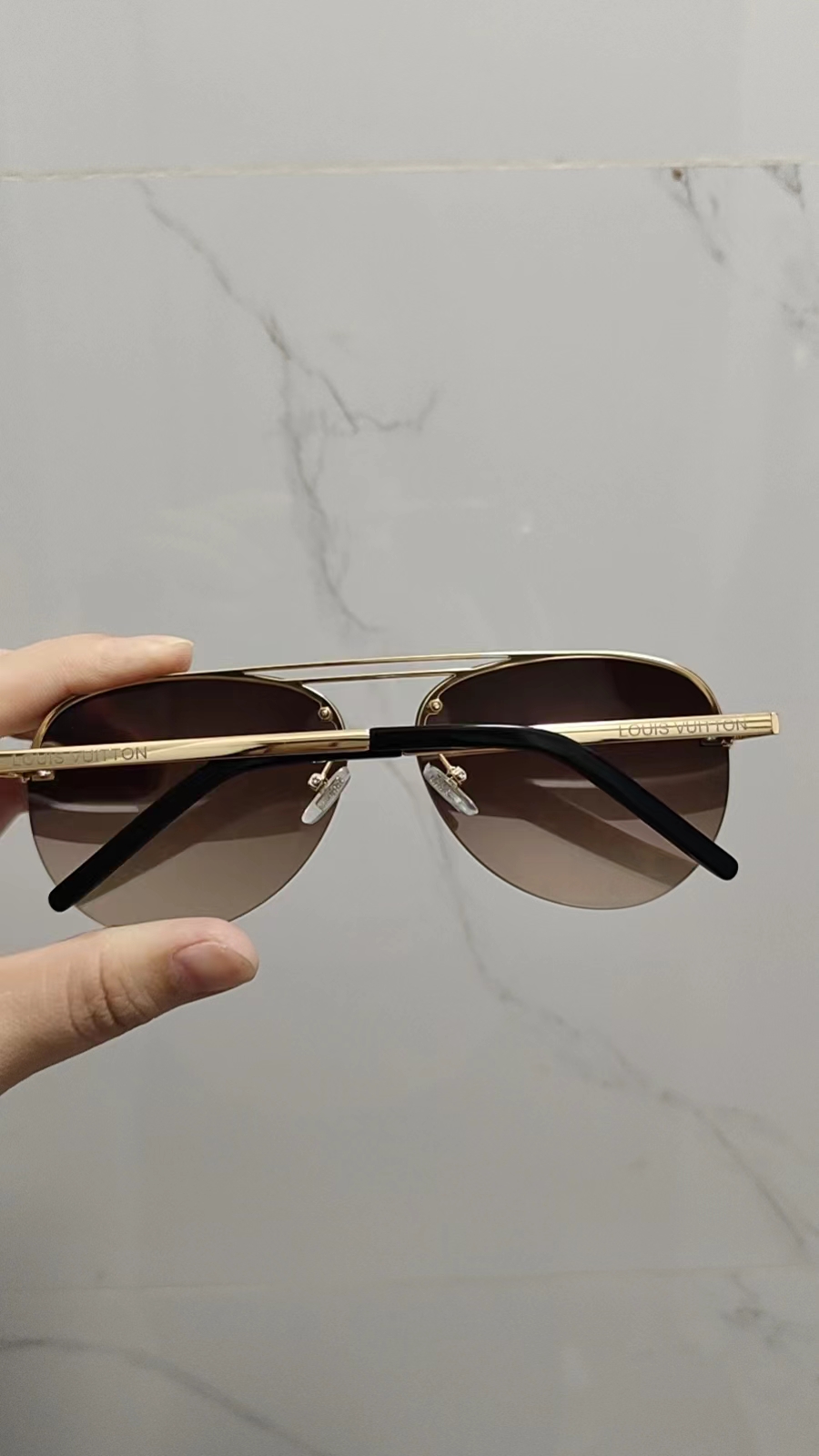 [TOP] Louis Vuitton LV Sunglasses - Golden