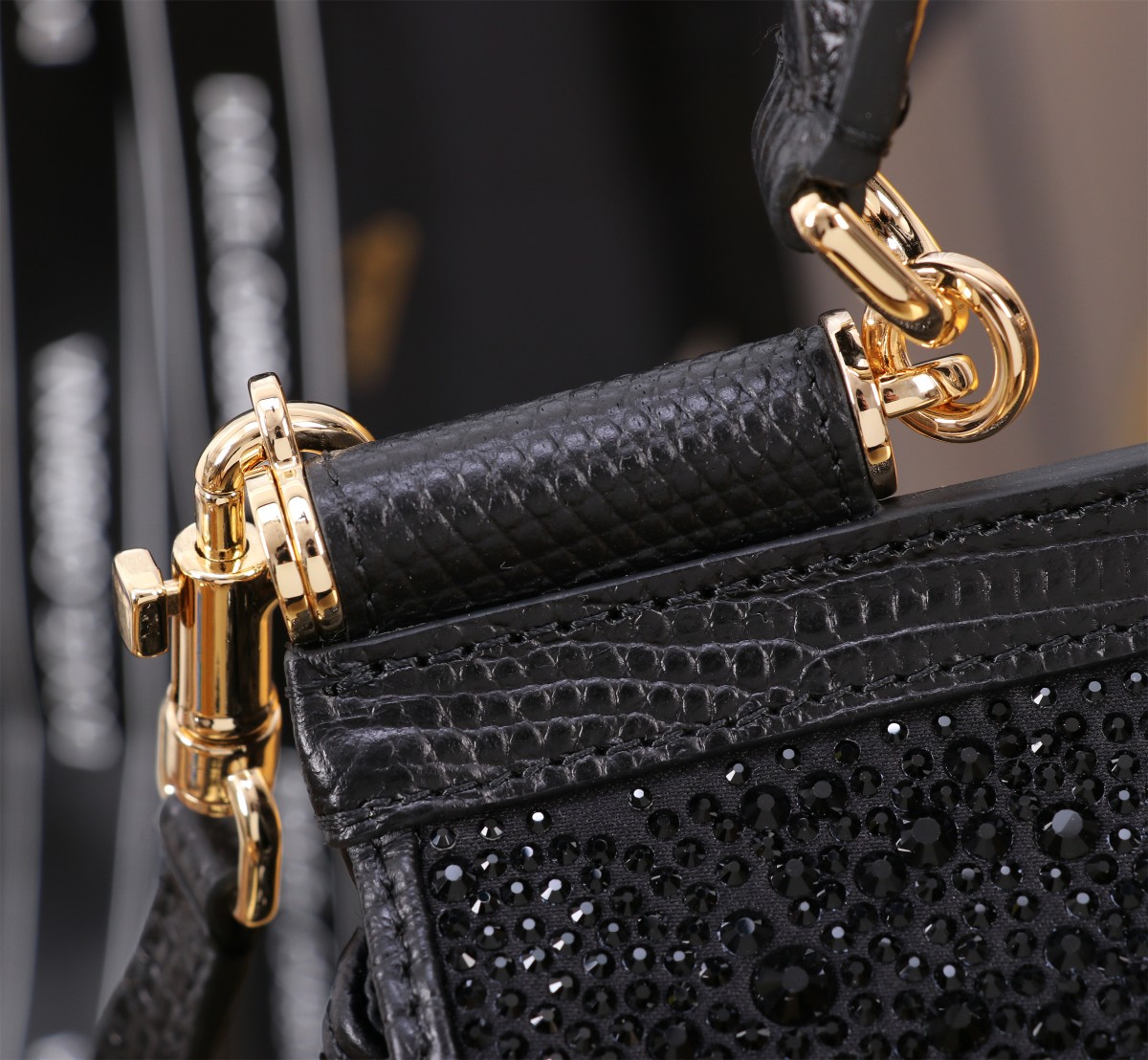 [TOP] Dolce & Gabbana D&G Rhinestone Calfskin Sicily Bags 14cm/18cm/20cm - Black - 3 Sizes