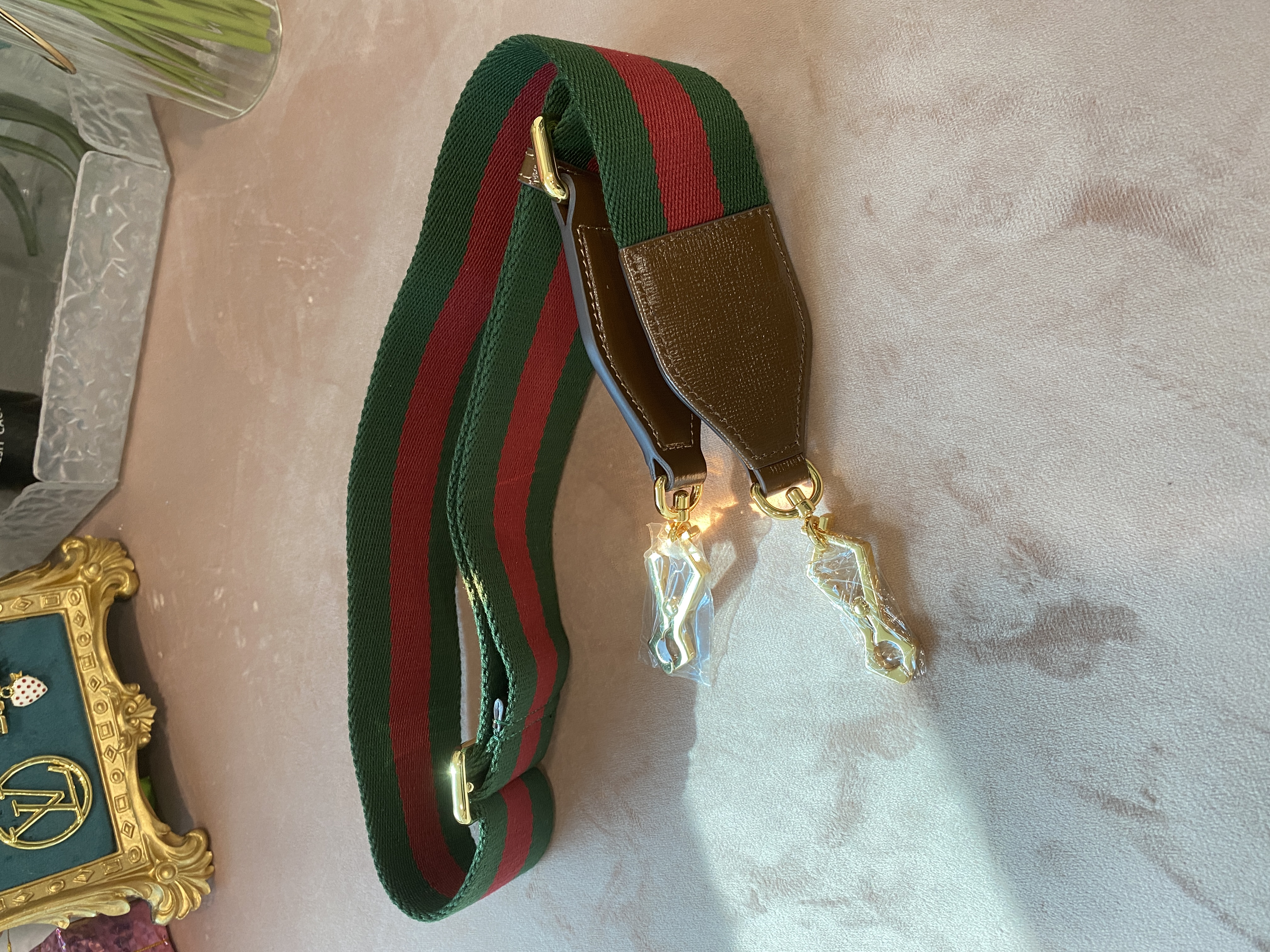 [TOP] GUCCI Strap 3 Stripes