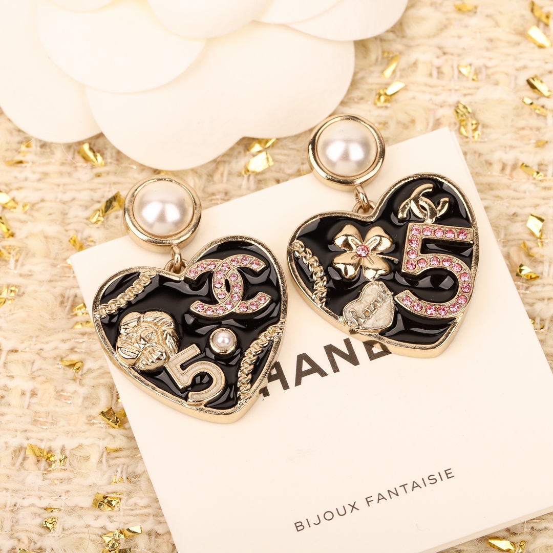 [TOP] CHANEL New Style Heart Earring-2 Colors