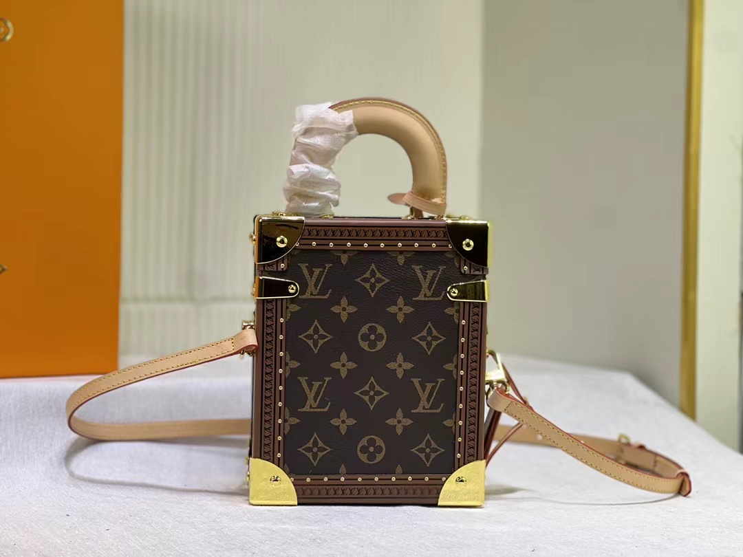 [TOP] Louis Vuitton LV  Camera Box Monogram Vernis Leather 17*21*11cm - Brown