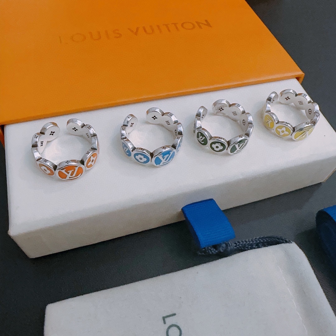 [TOP] Louis Vuitton LV Vintage Silver Ring-4 Colors