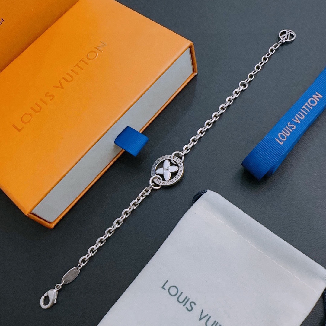 [TOP] Louis Vuitton LV Cuban Chain Series Vintage Silver Bracelet