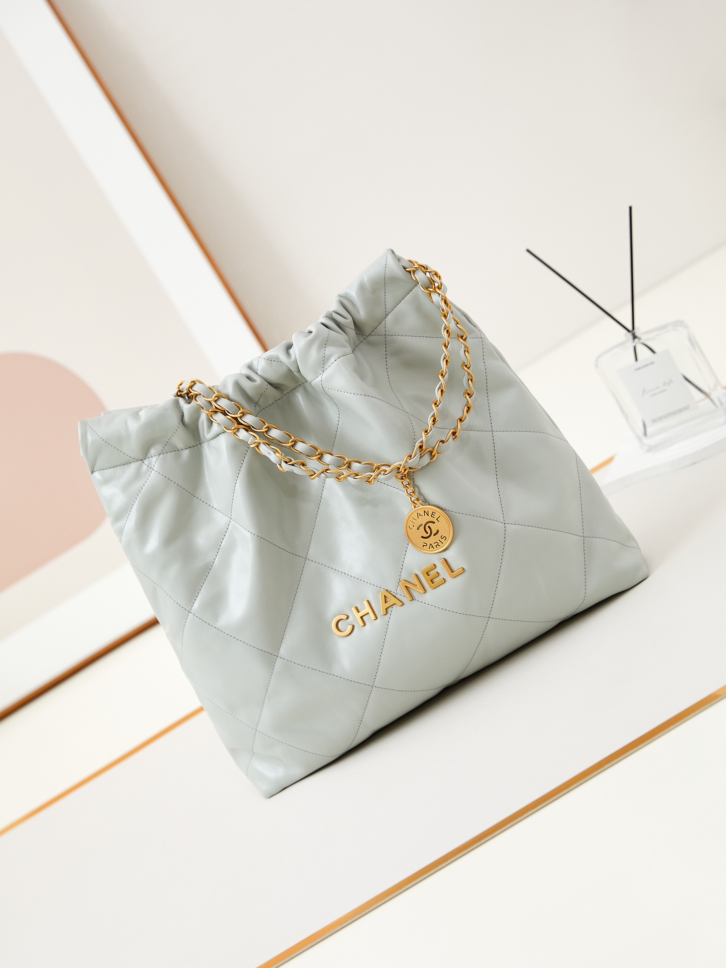 [TOP] CHANEL 22 Bag 35x37x7cm/39×42×8cm - Gray