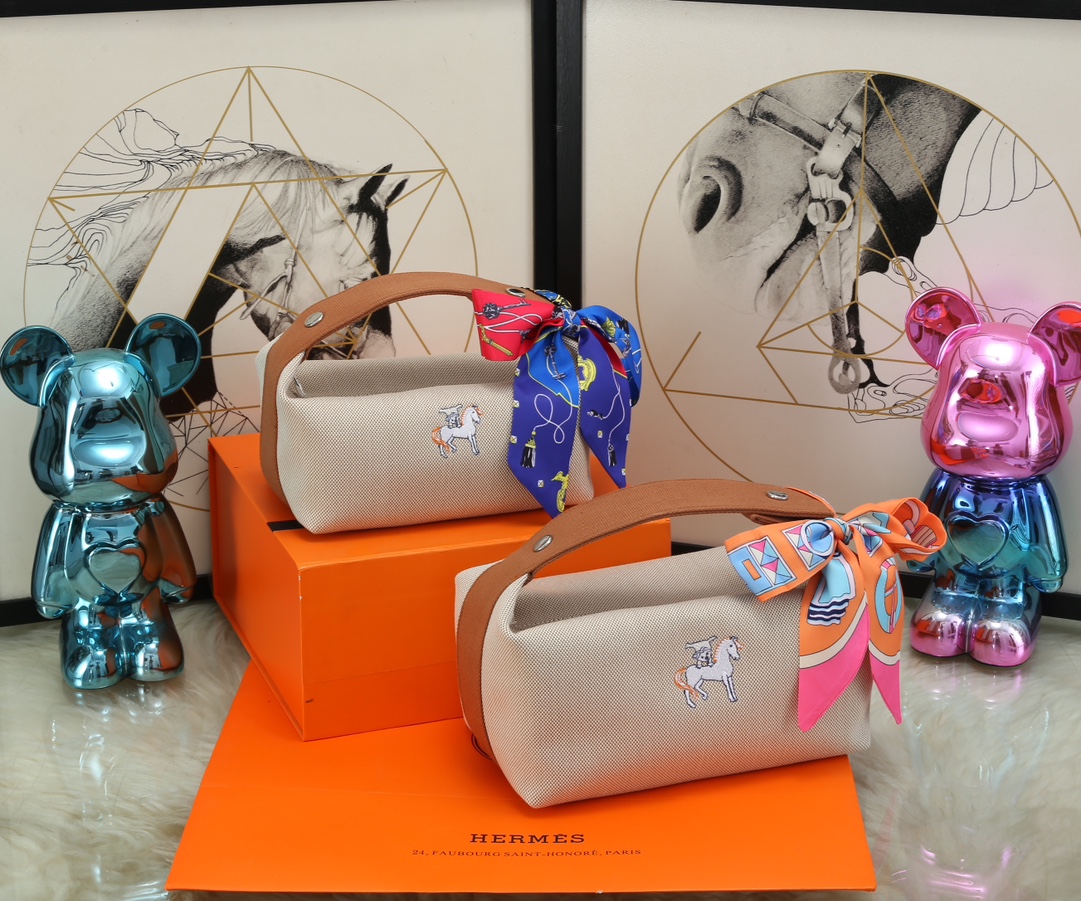 [TOP] HERMES Embroidered H logo Lunch Box Bag Collection
