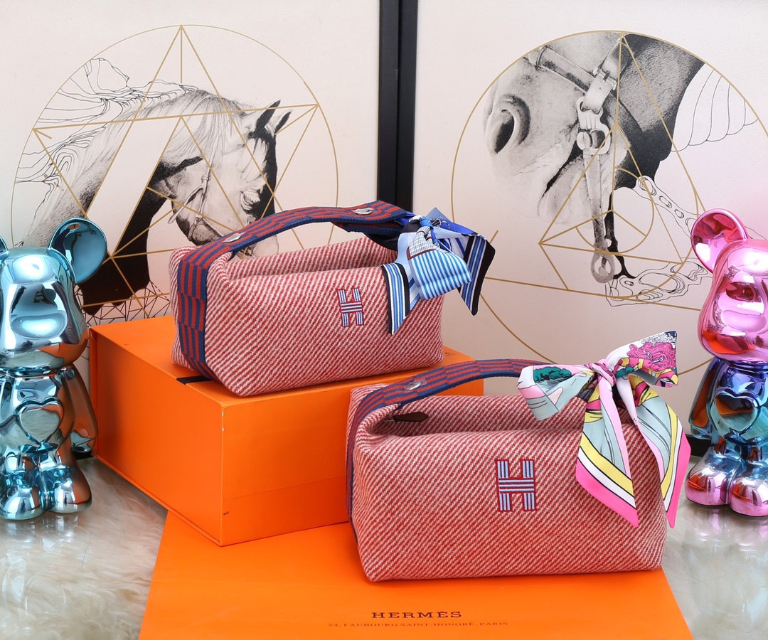 [TOP] HERMES Embroidered H logo Lunch Box Bag Collection