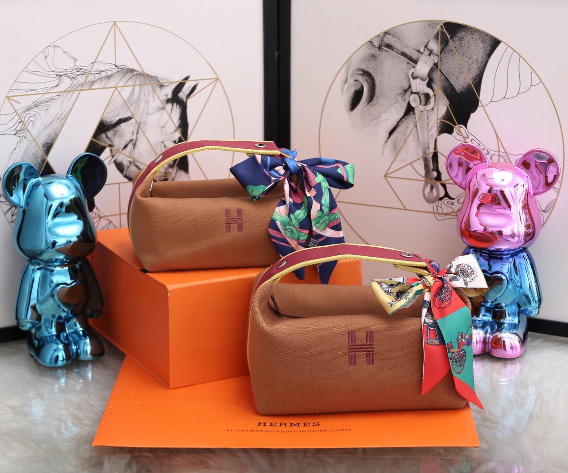 [TOP] HERMES Embroidered H logo Lunch Box Bag Collection
