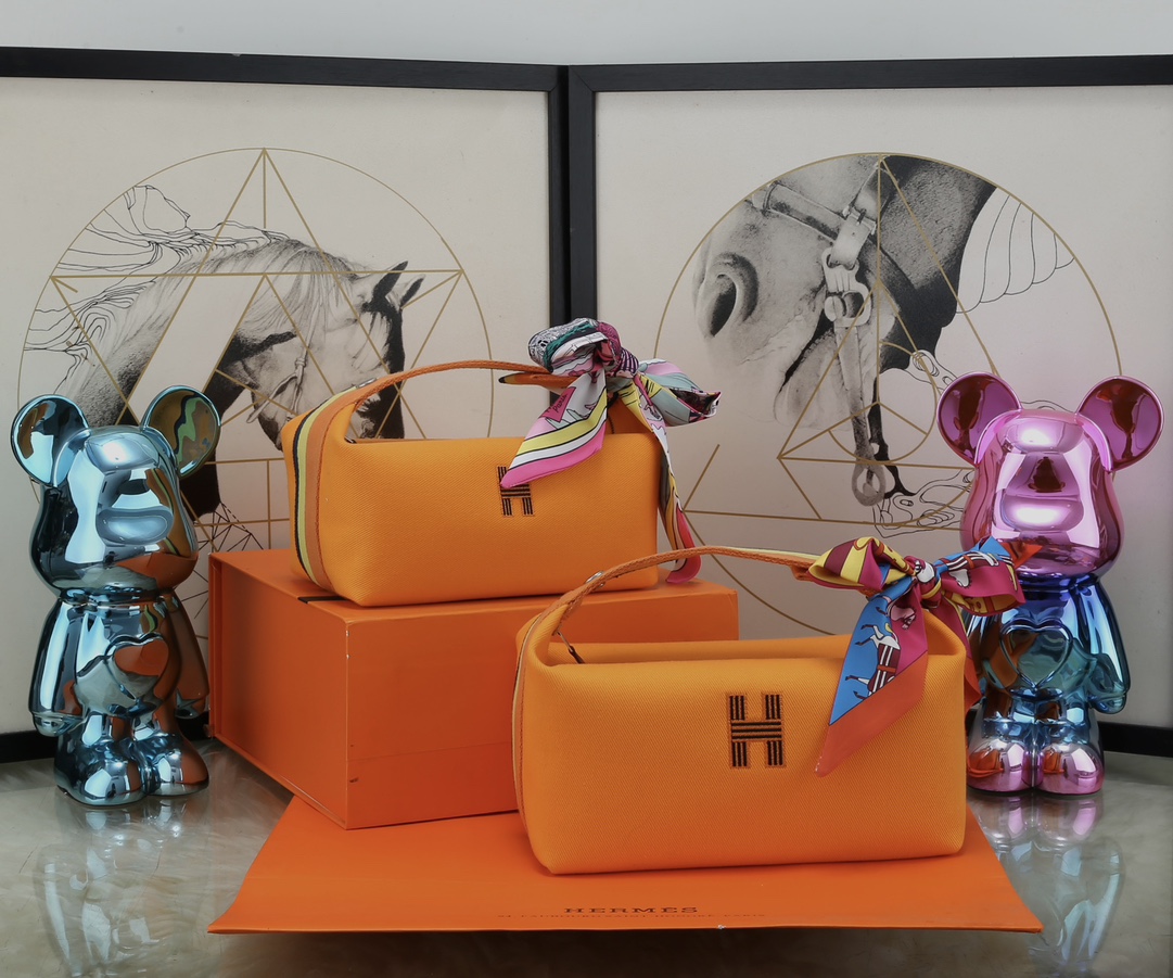 [TOP] HERMES Embroidered H logo Lunch Box Bag Collection