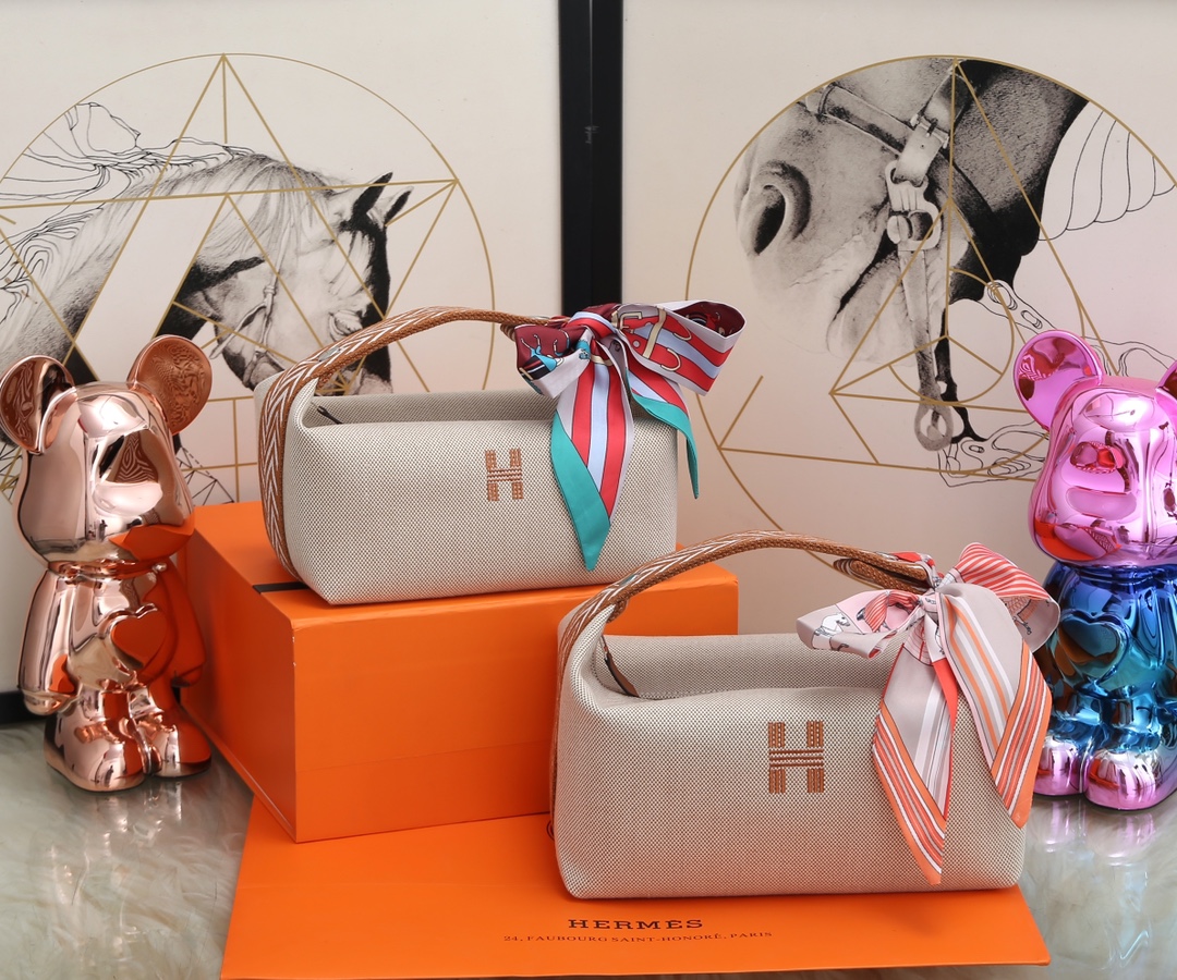 [TOP] HERMES Embroidered H logo Lunch Box Bag Collection