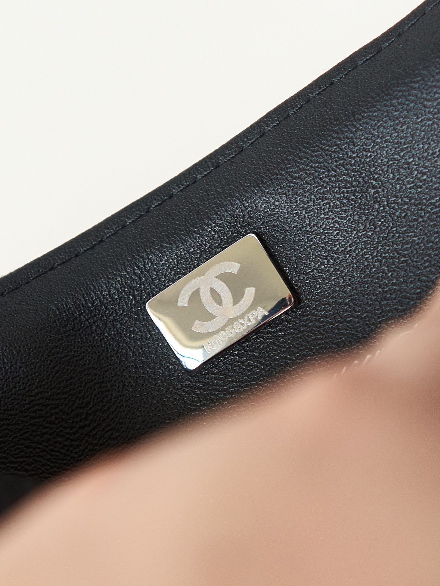 [TOP] CHANEL MINI Flap Bag 11.5x19.5x5.5cm with Pearl Sequins - Black